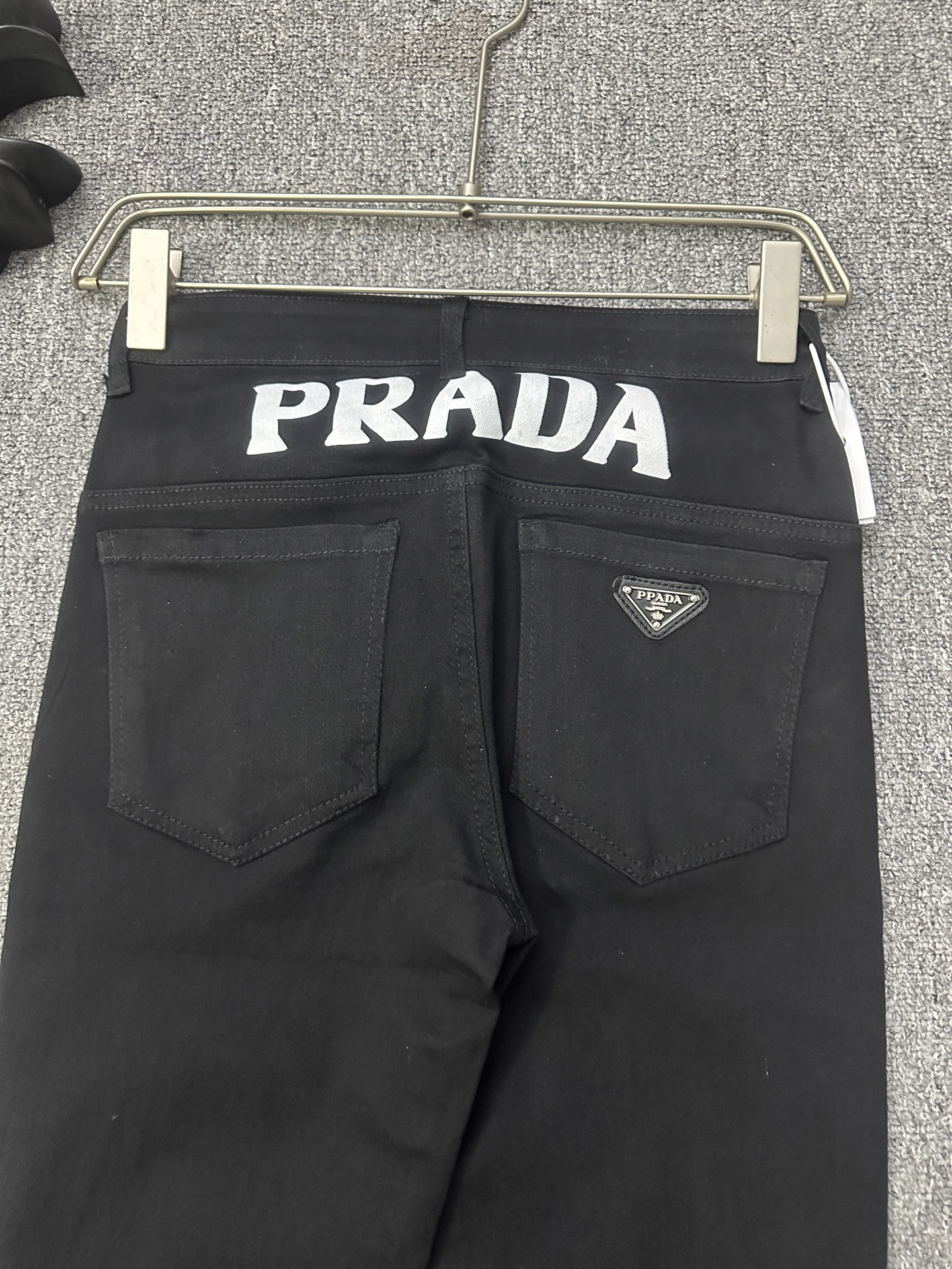 Korean-Style Boys’ Jeans: Slim Fit, Perfect Design, Limited Stock Available! - 图片 5