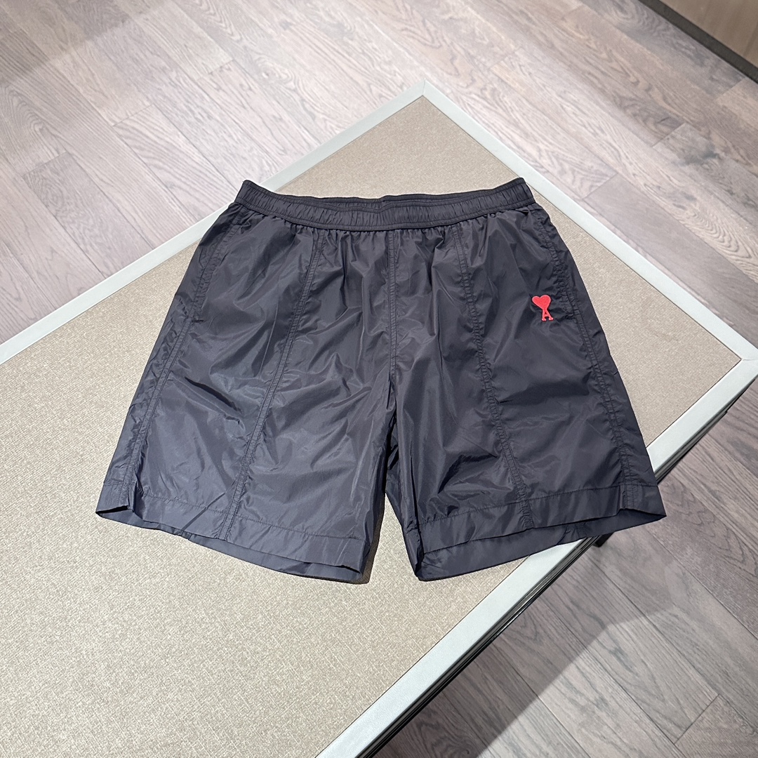 AMI Clothing Shorts Men Spring/Summer Collection Fashion Beach