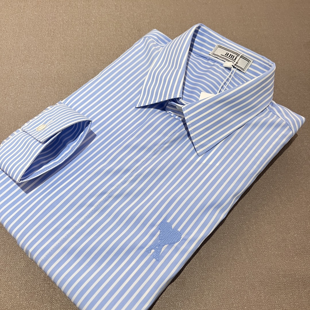 新款 AMI官网在售，专柜同款！经典条纹刺绣衬衫怎么穿都好看，衣很讲究品质，经典的款式每年都是爆款客供格