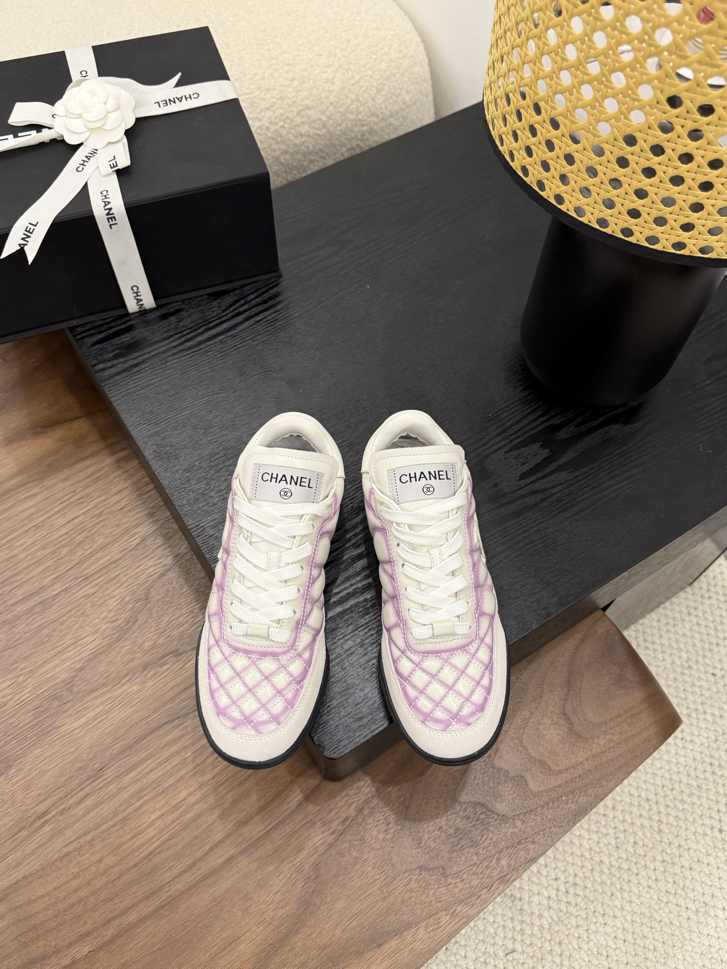 NO:438258,Top version of the District Market Currency [Spot Sale] The entire network counter is explosive and the king of code breaks, the gentle little cutie can't help but fall in love with it. The counter is purchased for 9,000!  !  !  Exclusive mold drill buckle mold opening [Flash sale of all versions in the market] Each model has authentic comparison inspection. The authentic product has been disassembled and evolved perfectly again and again. The details are beyond the authentic product. The counters in the entire network support comparison and identification. The genuine authentic grade is true, and the non-proper version supports no reason to return and exchange!  !  !  Official catalog Number of 34-40 are all equipped with genuine Italian packaging, casual shoes/sports shoes, sneakers19860909顶级版本 区市场通货【现货发售】 全网专柜爆爆爆断码王,温柔小可爱会情不自禁爱上的 专柜以9000购入！！！独家模具钻扣开模【秒杀市场一切版本】每款均有正品对比验货,正品经过大拆卸,一次次完美的进化,细节走线超越正品,全网专柜支持对比鉴定,真正的正品级,不对版支持无理由包退包换！！！ 官方目录 码数34-40 均配有意大利正品包装,休闲鞋/运动鞋,sneakers,Women's Shoes