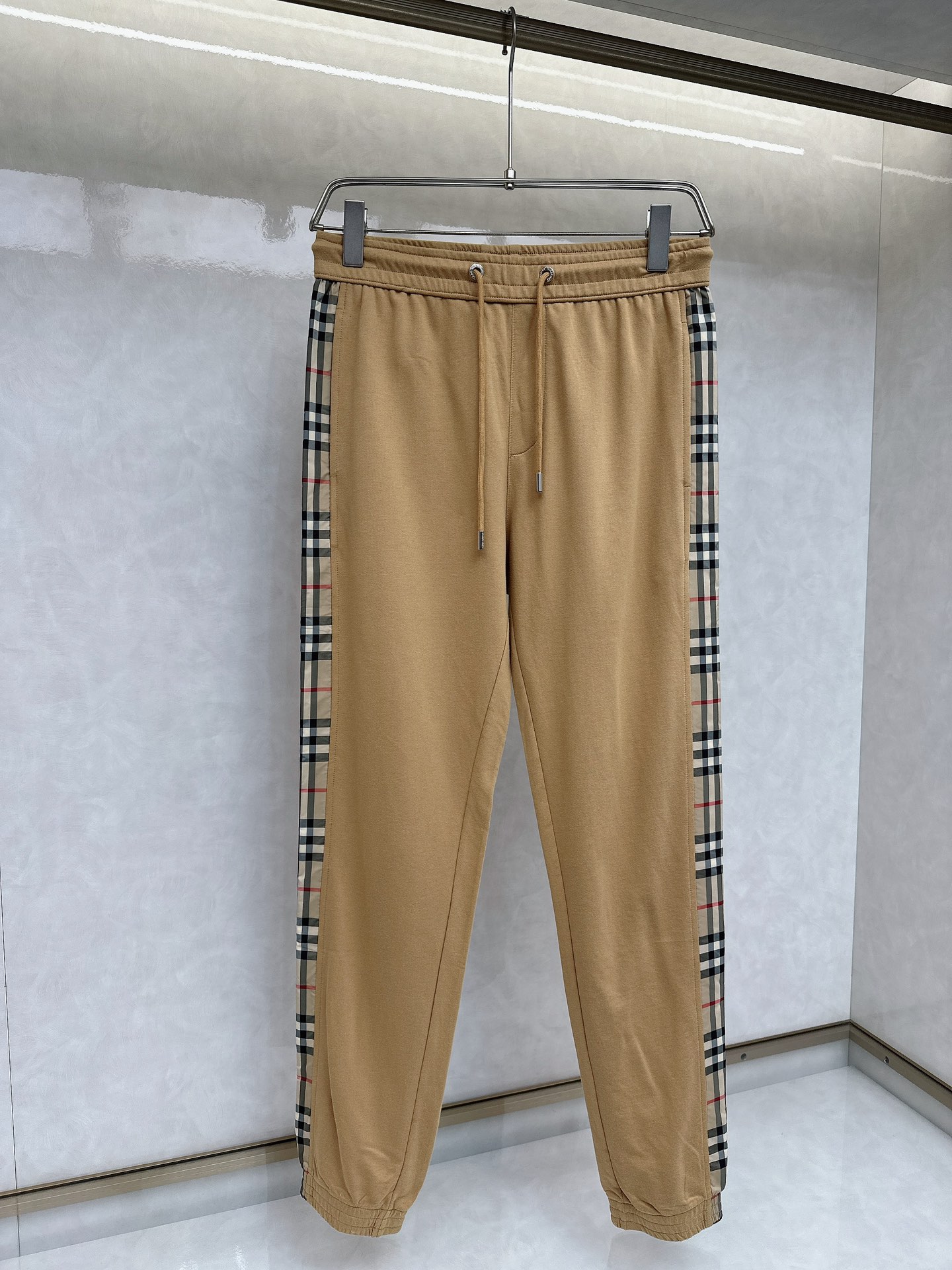 Burberry New
 Clothing Pants & Trousers Spring Collection Casual