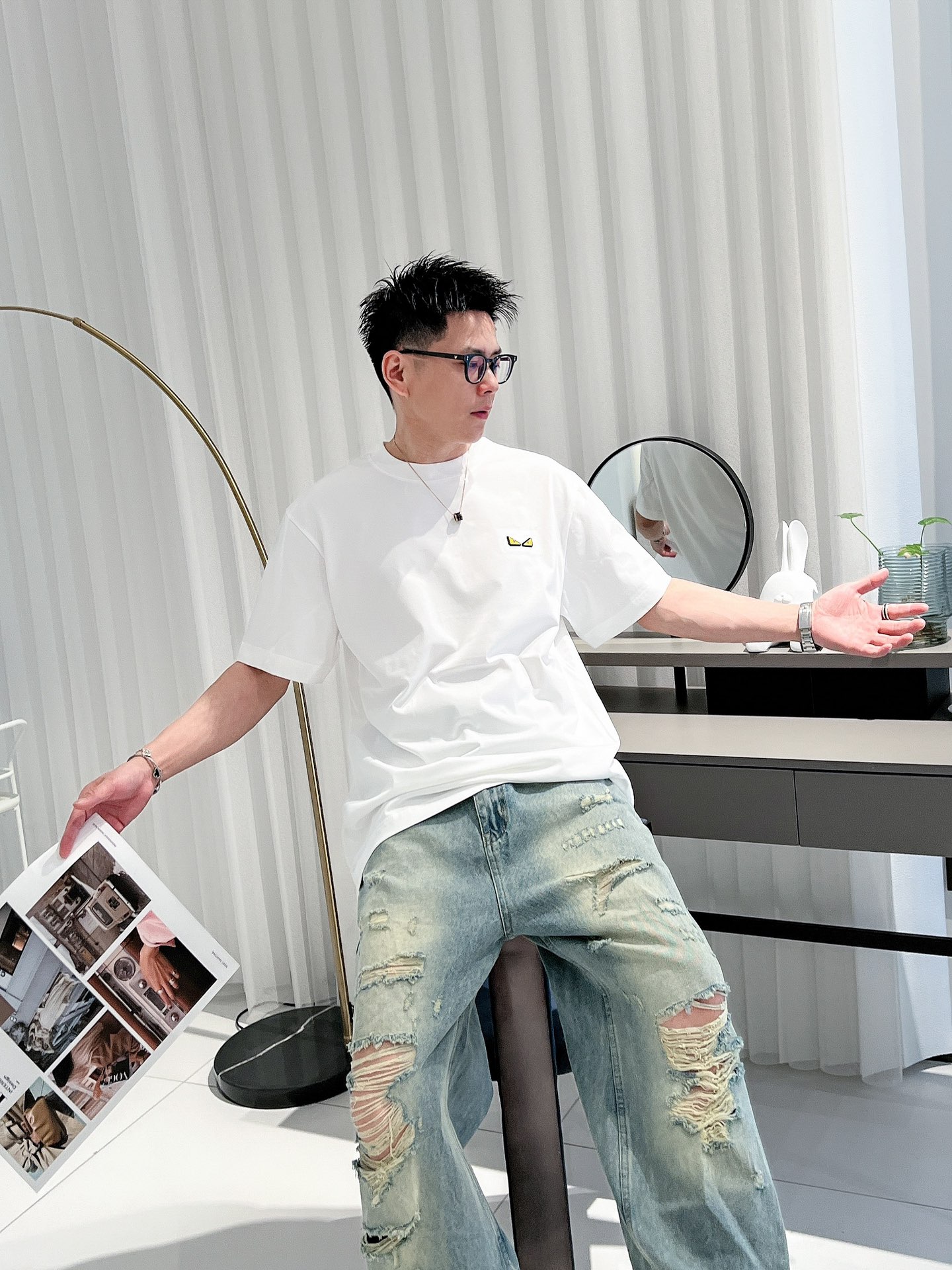 Fend*🆕 25/ss春夏新款棉质圆领短袖T恤 胸前经典小眼睛👀标识 顶级丝光棉面料定制 标准版型黑 