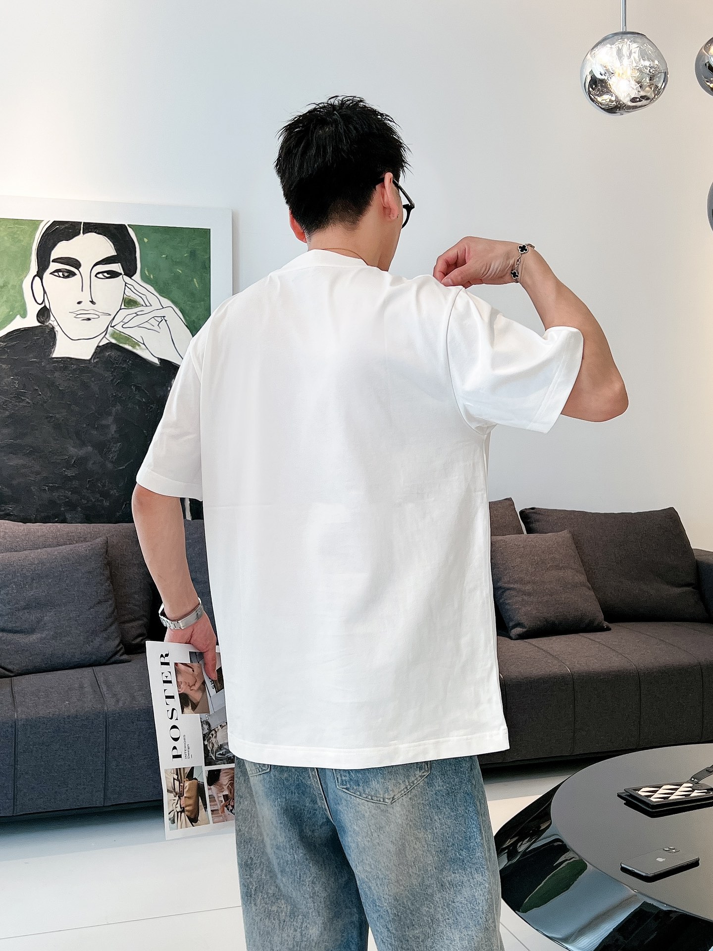 巴宝莉 🔥🔥Ss春夏最新款短袖T恤，手感柔软，穿着舒适，做工精细.上身效果无敌帅气，码数S-2XL