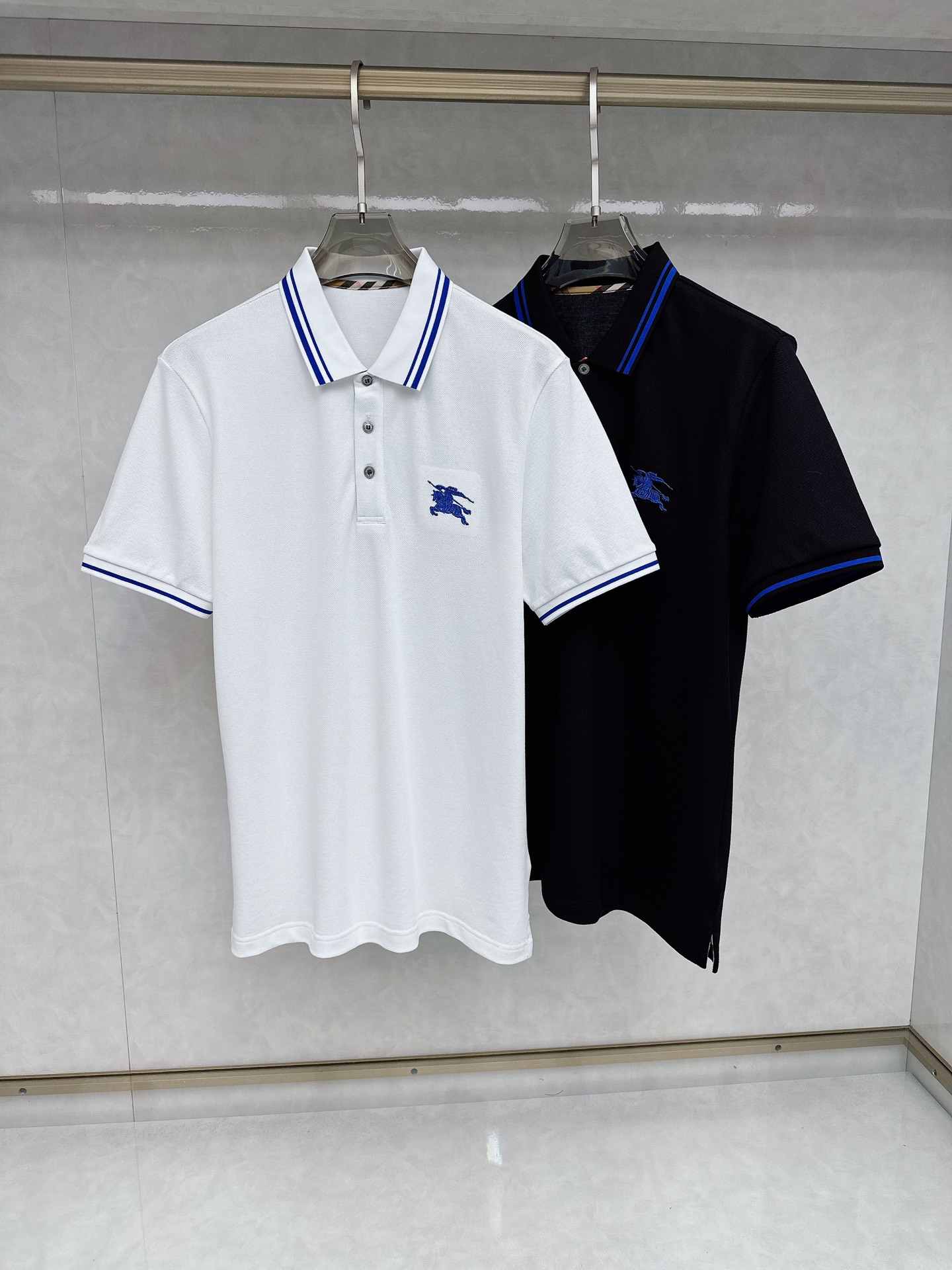 Burberry 1:1
 Clothing Polo T-Shirt Spring/Summer Collection Short Sleeve