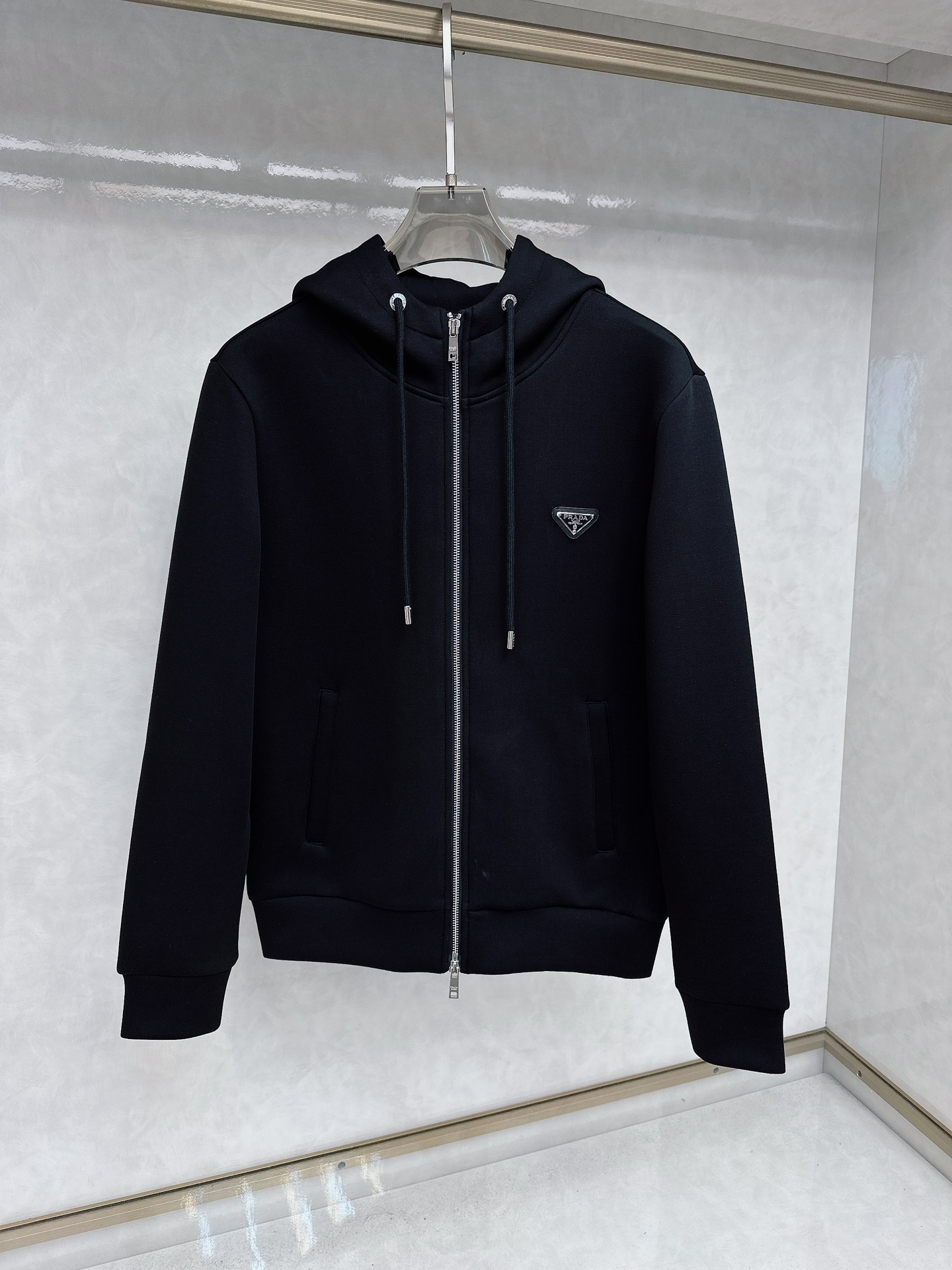 普拉达 Prada 高定典藏名品高定成衣时装外套连衣裙衬衫T恤 #F3A96CE5 2