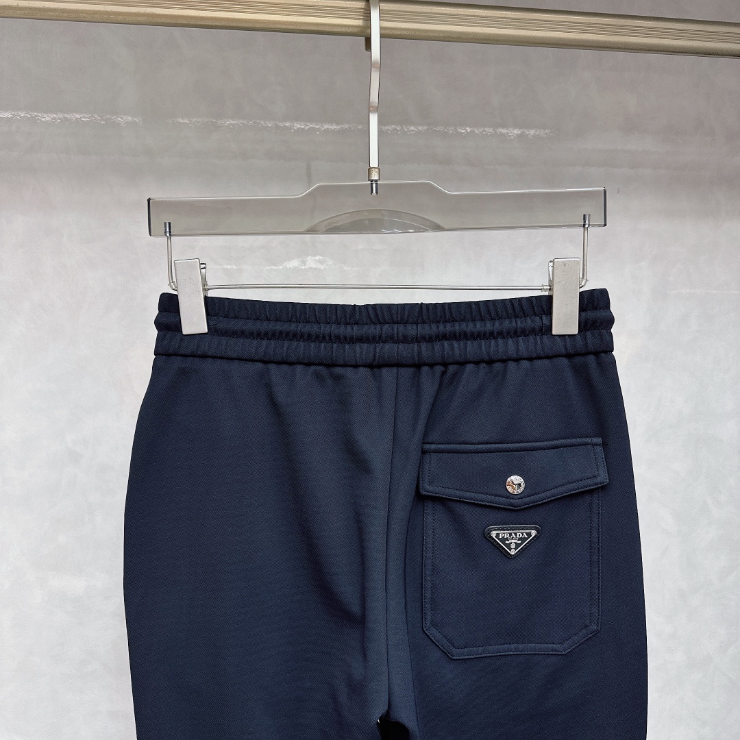 Prada  休闲裤服装 9