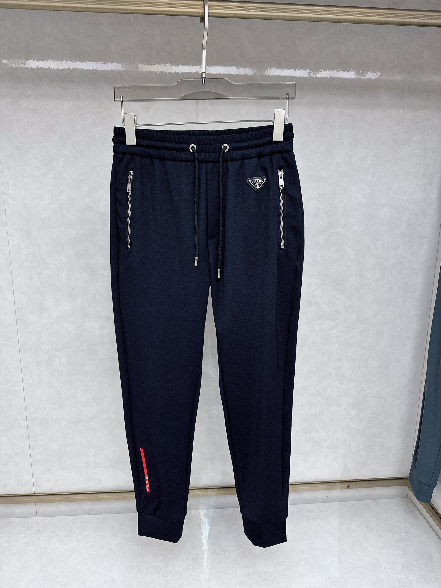 Prada  休闲裤服装 2