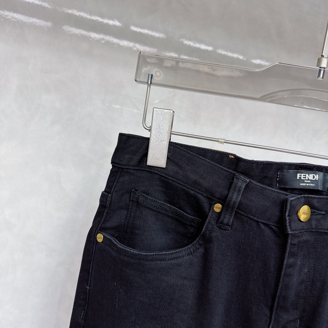 Fendi  牛仔裤服装,男 6