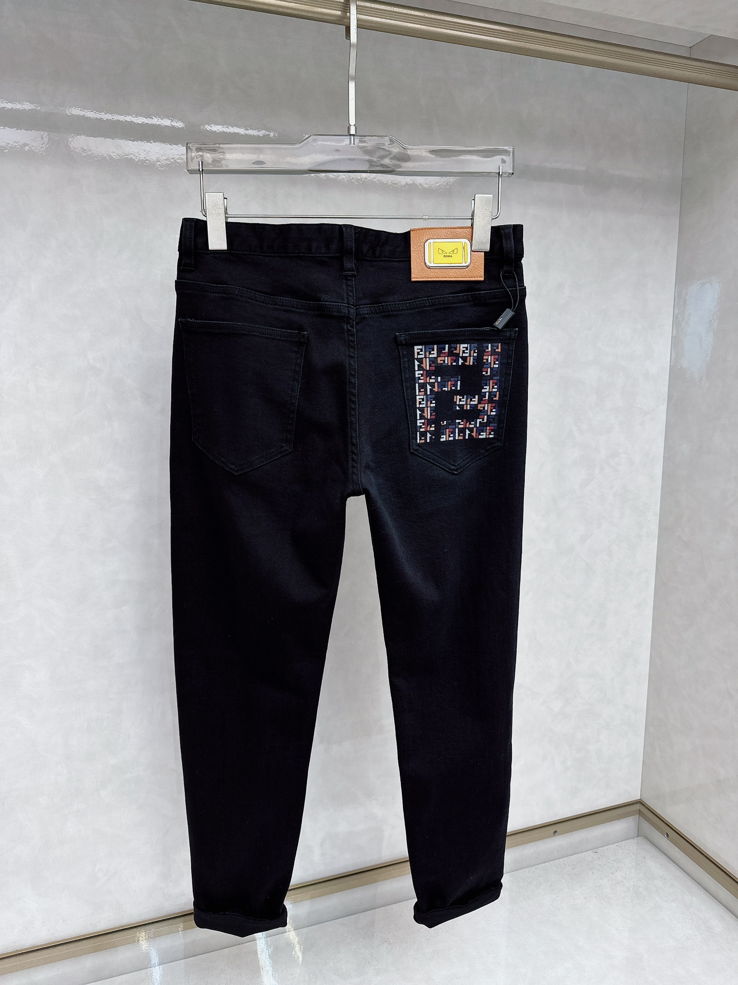 Fendi  牛仔裤服装,男 8