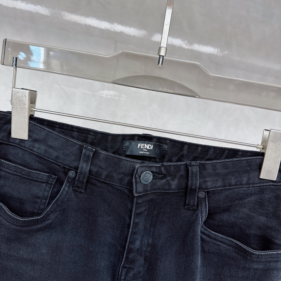 Fendi  牛仔裤服装,男 5
