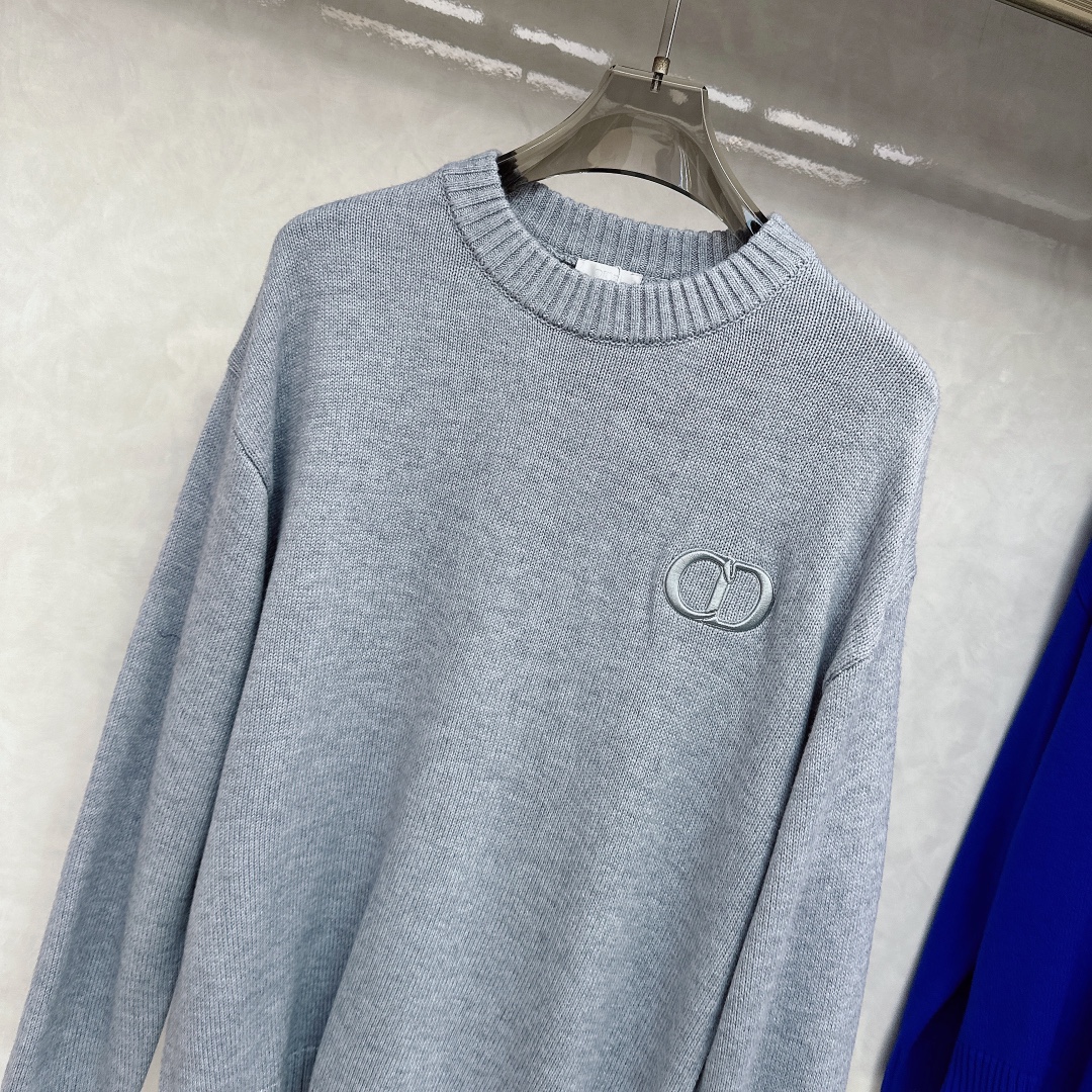 迪奥 Dior 毛衣 2025秋冬最新系列，专柜1:1顶级复刻，全品相！加厚款，潮人必备单品！懂货的老铁