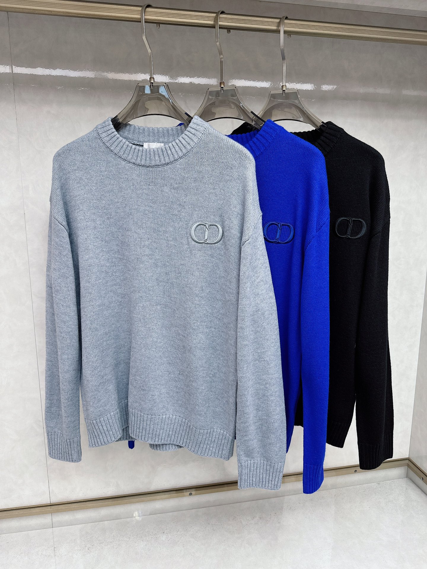 迪奥 Dior 毛衣 2025秋冬最新系列，专柜1:1顶级复刻，全品相！加厚款，潮人必备单品！懂货的老铁