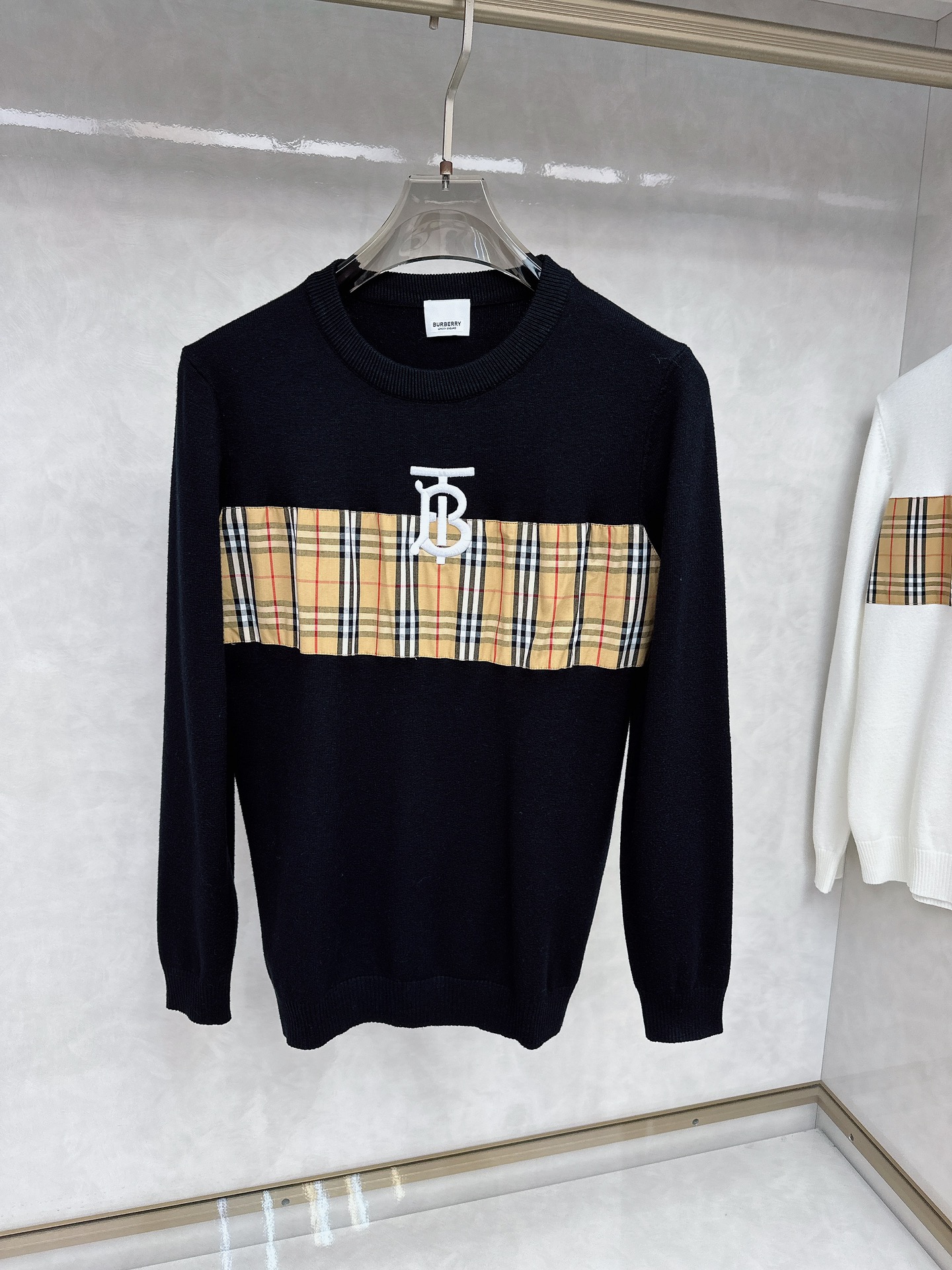 博柏利 Burberry 高定典藏名品高定成衣时装外套连衣裙衬衫T恤 #F3D2E970 2