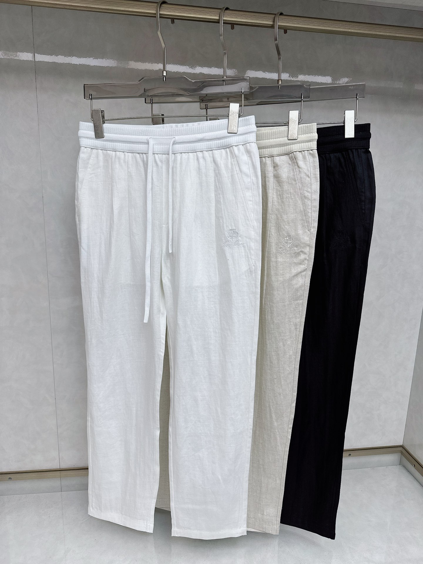 NO:117065,LP The latest casual pants counter in early spring 1:1 top replica, full quality!  A must-have item for trendy people!  The old iron who knows the goods quickly starts with size M-2xl, loro piana, alexander wang19860909LP 早春最新休闲裤专柜1:1顶级复刻,全品相！潮人必备单品！懂货的老铁赶紧下手 尺码M-2xl,,loro piana,alexander wang,Men's clothing