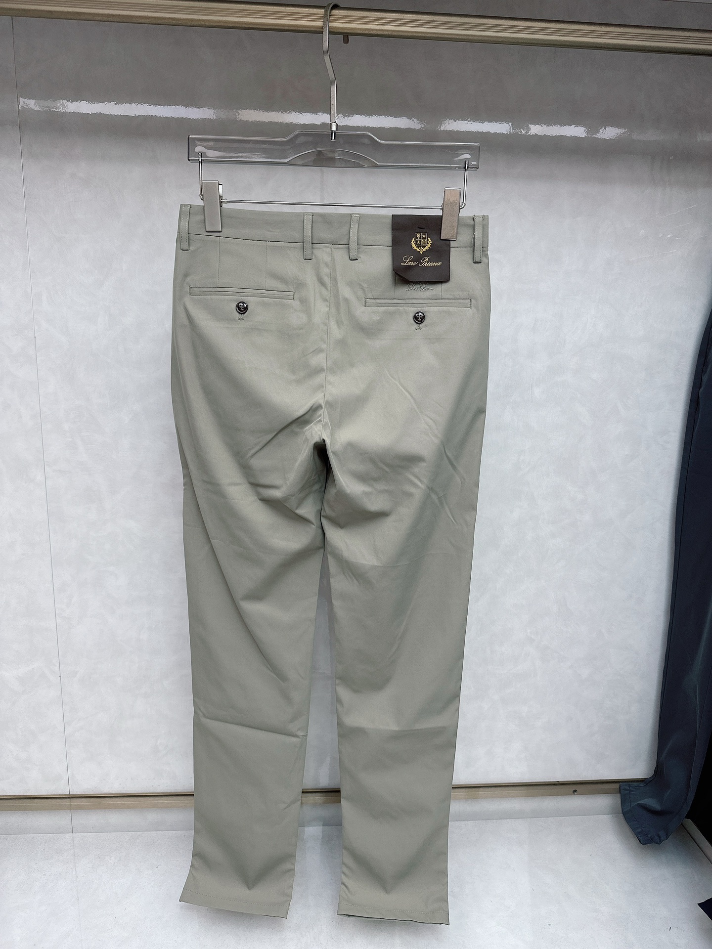  Lss春夏新品，官网同步有售，男士高端商务休闲西裤，高端进口面料，带弹力，后兜采用今年最新款五金配件点