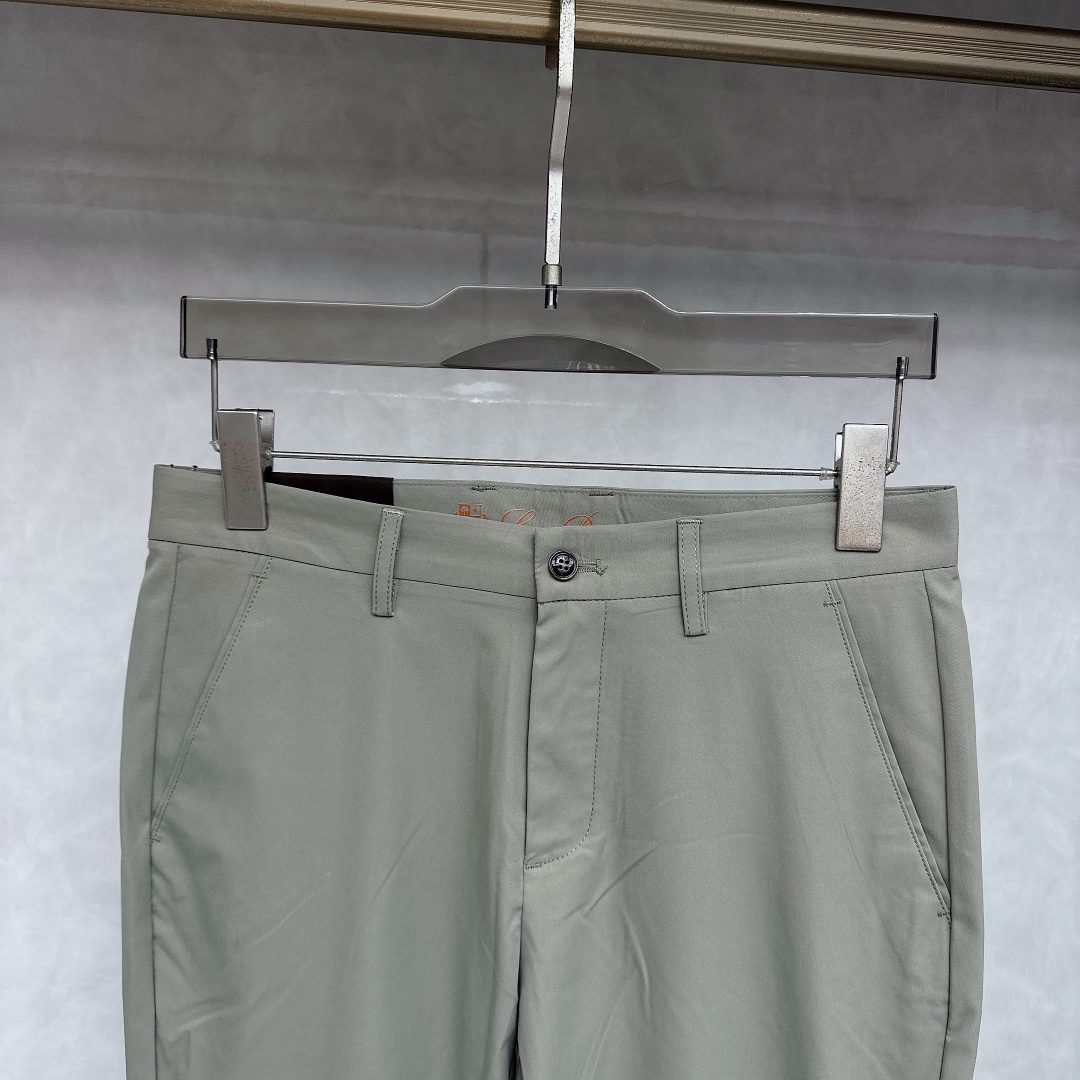  Lss春夏新品，官网同步有售，男士高端商务休闲西裤，高端进口面料，带弹力，后兜采用今年最新款五金配件点
