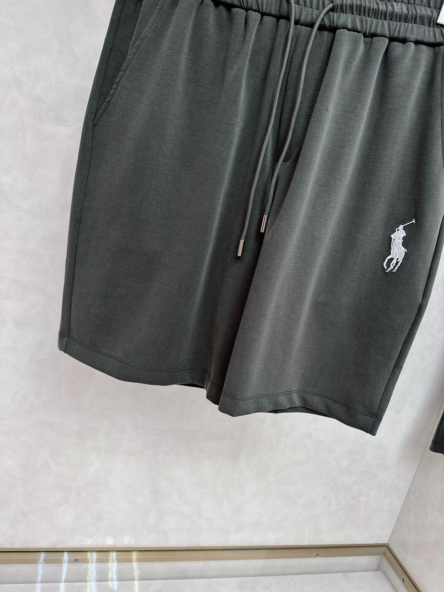 P850 😊🔥🔥5063ss new short-sleeve suit, same for men and women. It’s a great upper body - 图片 8