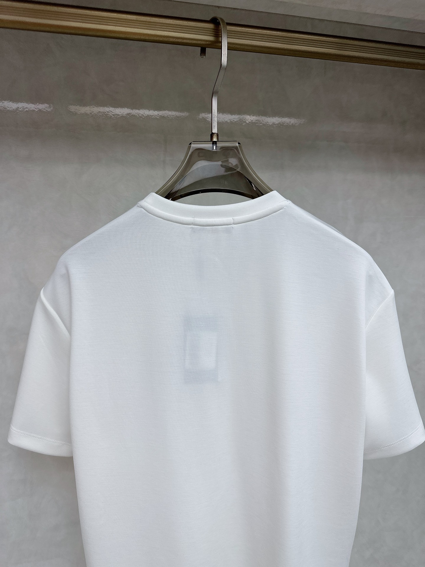 P850 😊🔥🔥5063ss new short-sleeve suit, same for men and women. It’s a great upper body - 图片 5