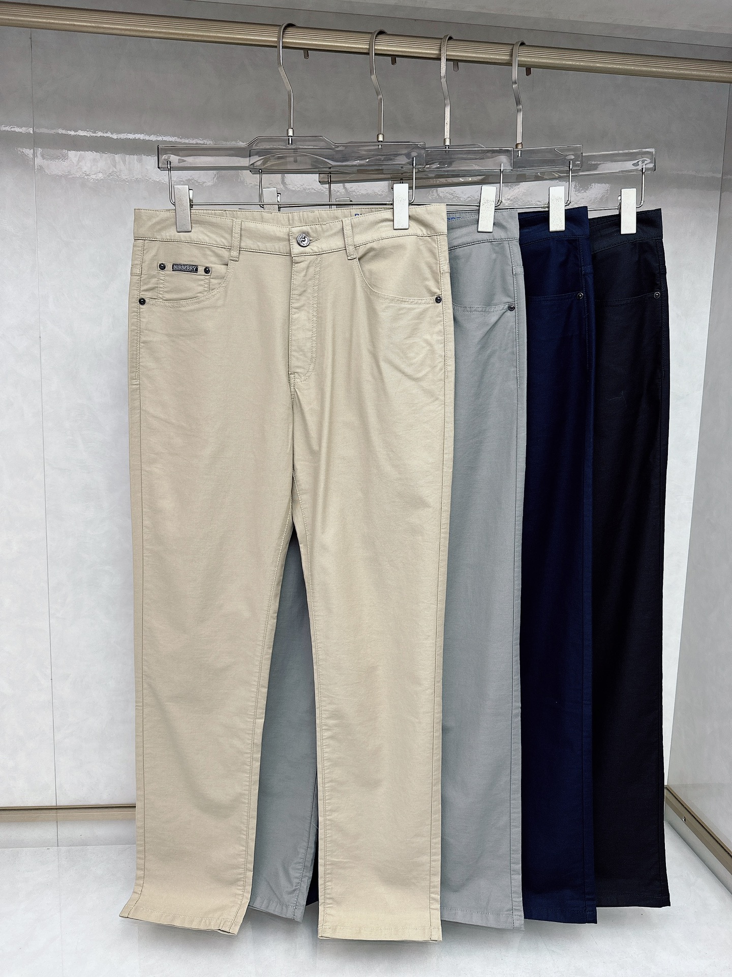 NO:152705,Jenia 2025 spring and summer new five-bag style, denim pocket casual pants, high elastic combed twill cotton, giving it super high comfort!  Brown top cowhide card, hand-sewn four corners, three-dimensional 