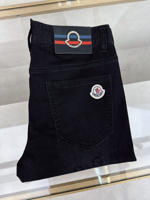 Moncler Men's Black Denim Jeans, Slim Fit, Premium Quality, Size 29-38 1 Moncler Men's Black Denim Jeans, Slim Fit, Premium Quality, Size 29-38