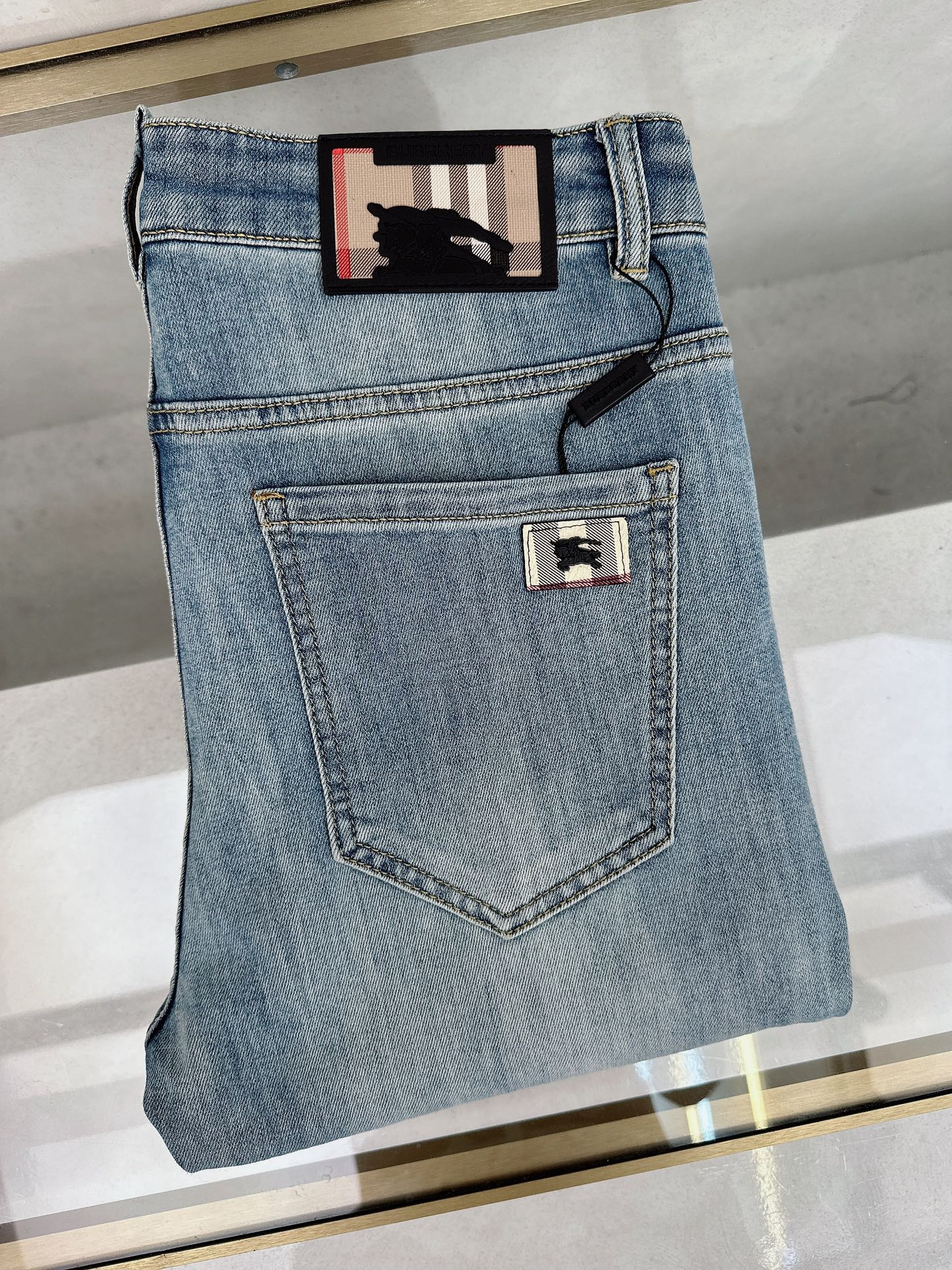 Burberry 2025 Spring/Summer Denim Jeans - Premium Quality & Craftsmanship