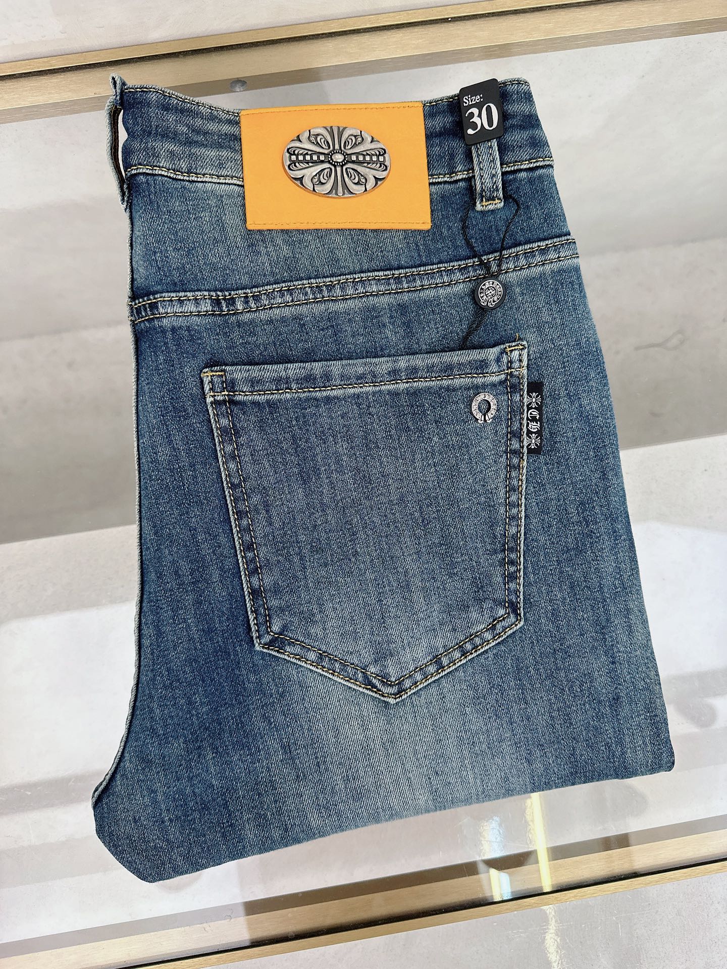 Chrome Hearts Jeans 2025 Spring/Summer Collection - Premium Denim, Custom Hardware 6 Chrome Hearts Jeans 2025 Spring/Summer Collection - Premium Denim, Custom Hardware