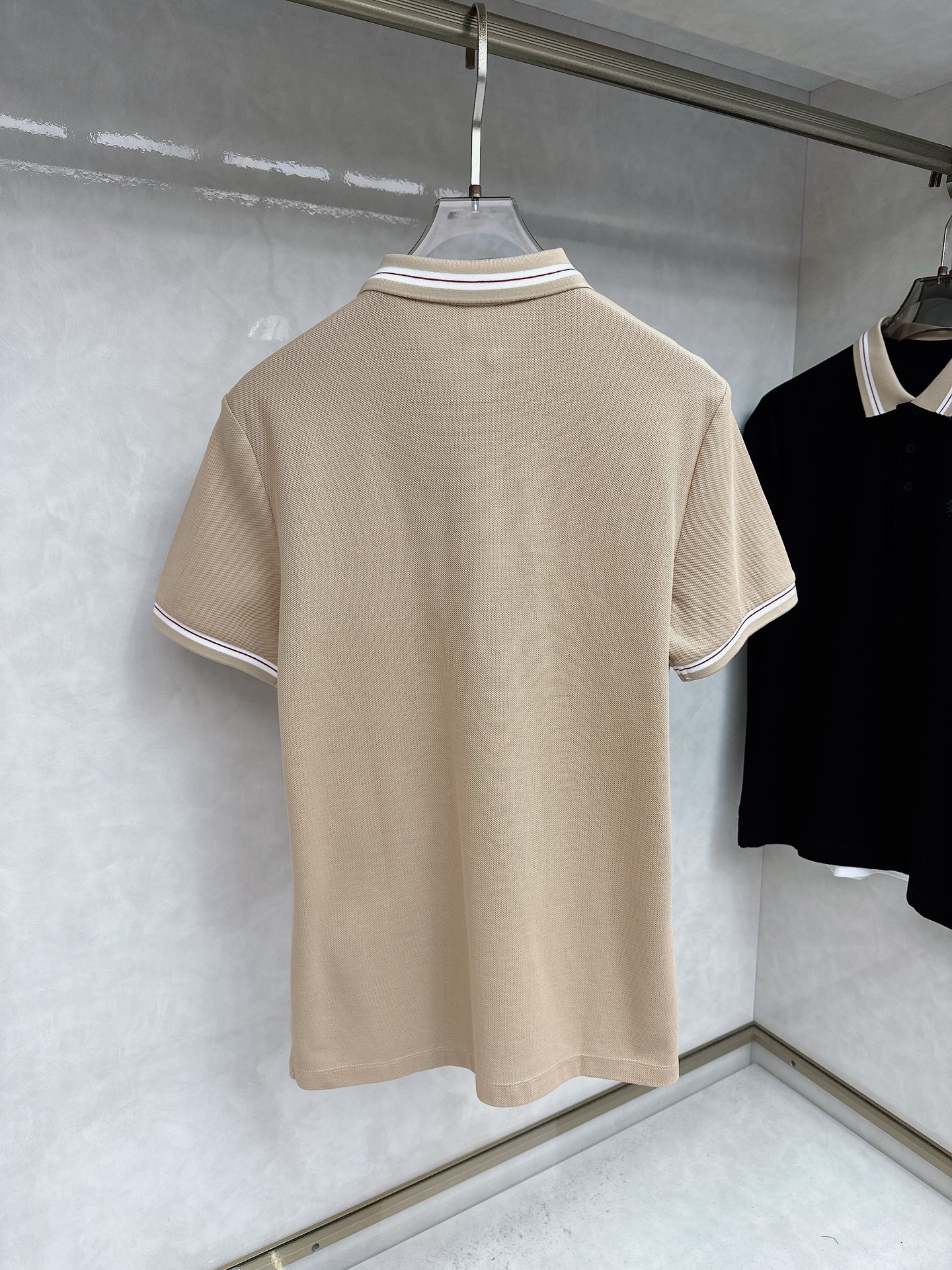  lp。 1955夏季新款首发最新款翻领Polo短袖 高端订制 设计前卫时尚！品牌logo重工艺设计 高