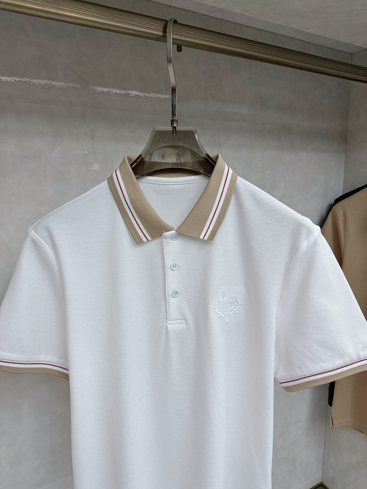  lp。 1955夏季新款首发最新款翻领Polo短袖 高端订制 设计前卫时尚！品牌logo重工艺设计 高