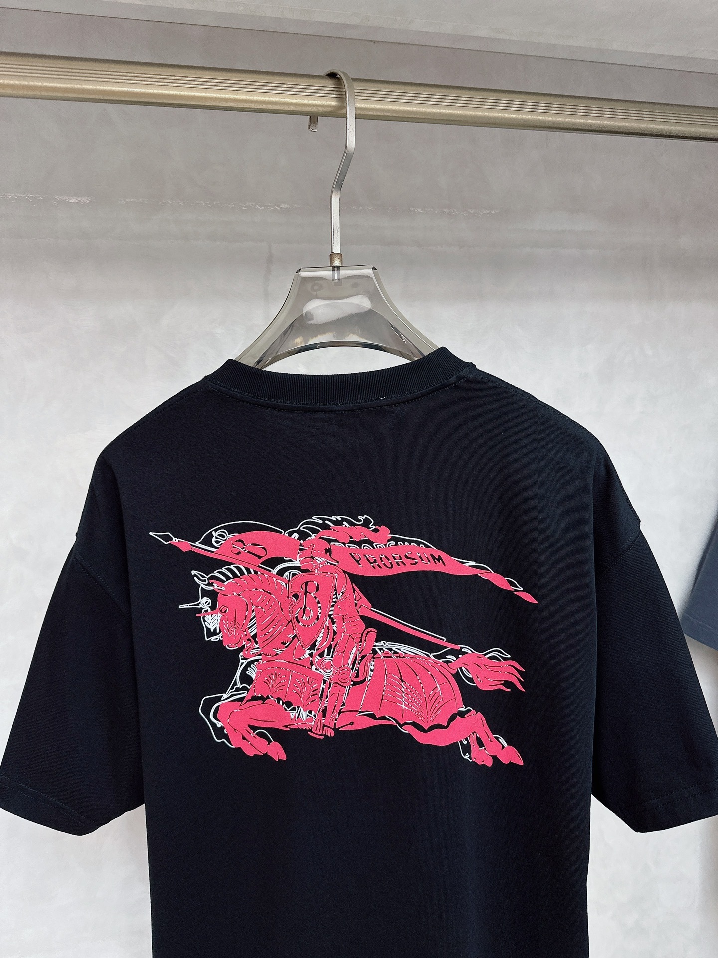 巴宝莉 25SS春夏新款进口双纱棉布基础圆领短Tee,男女同款后背logo徽标发泡印花装饰休闲短袖T恤
