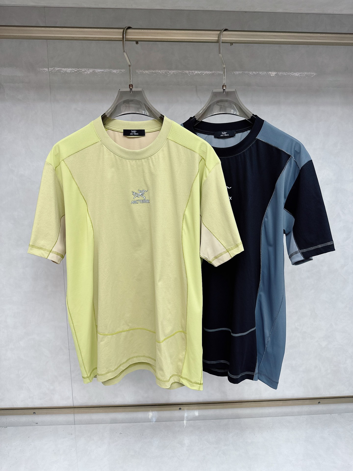 NO:453261,Archaeopteryx 2025Ss summer latest short-sleeved T-shirt, soft touch, comfortable wearing, fine workmanship. The upper body effect is invincible and handsome, size number M-xl, arc'teryx, T-shirt,tees, t-shirt, alexander wang19860909始祖鸟 2025Ss夏季最新款短袖T恤,手感柔软,穿着舒适,做工精细.上身效果无敌帅气,码数 M-xl,arc'teryx,T-shirt,tees，t-shirt,alexander wang,Men's clothing