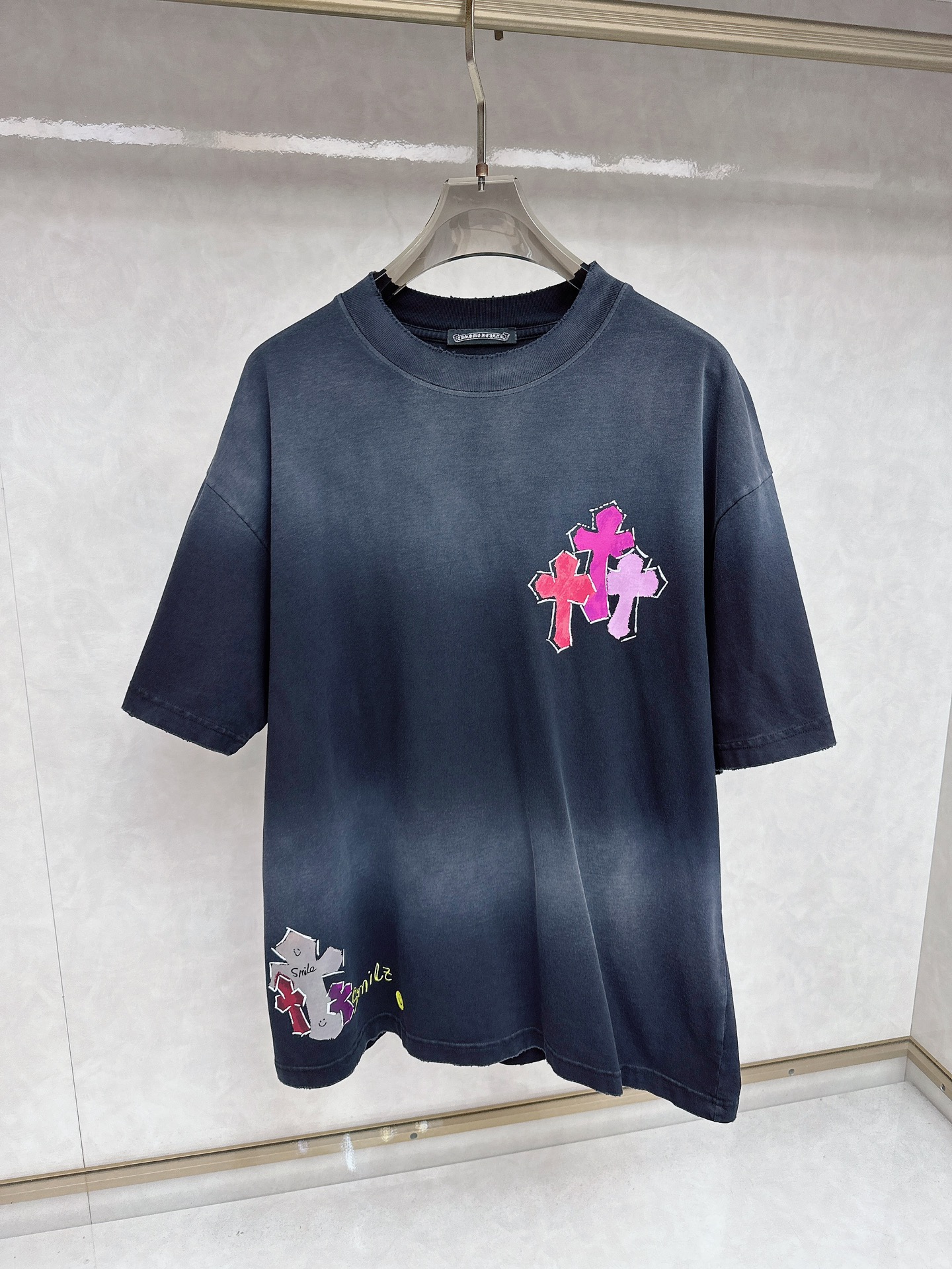 NO:453271,Croxin 2025Ss summer latest short-sleeved T-shirt, soft touch, comfortable wearing, fine workmanship. The upper body effect is invincible and handsome, with yards M-2xl, chrome hearts, T-shirt, tees, t-shirt, alexander wang19860909克罗心 2025Ss夏季最新款短袖T恤,手感柔软,穿着舒适,做工精细.上身效果无敌帅气,码数 M-2xl,,chrome hearts,T-shirt,tees，t-shirt,alexander wang,Men's clothing