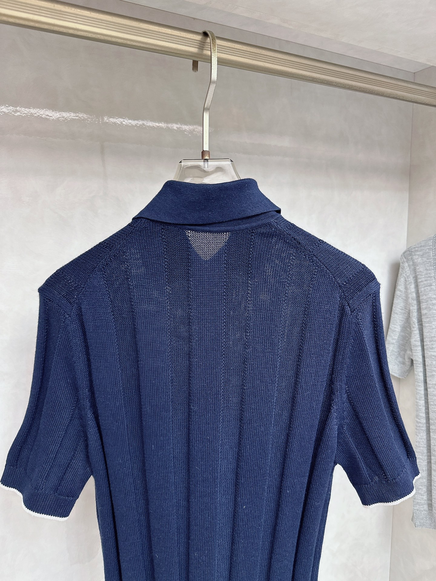  BC 25SS新款棉麻精工罗纹针织🍒针织材料的柔软感婉约优雅，让这款短袖麻棉针织拥有更胜一筹的精致感。