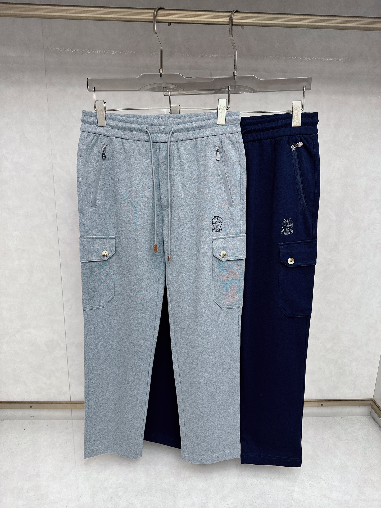NO:548675,BC 2025 autumn outfit latest casual pants counter 1:1 top replica, full quality!  A must-have item for trendy people!  Old iron who knows the goods quickly starts with size S-2XL, alexander wang19860909BC 2025秋装最新休闲裤专柜1:1顶级复刻,全品相！潮人必备单品！懂货的老铁赶紧下手 尺码S-2XL,,alexander wang,Men's clothing