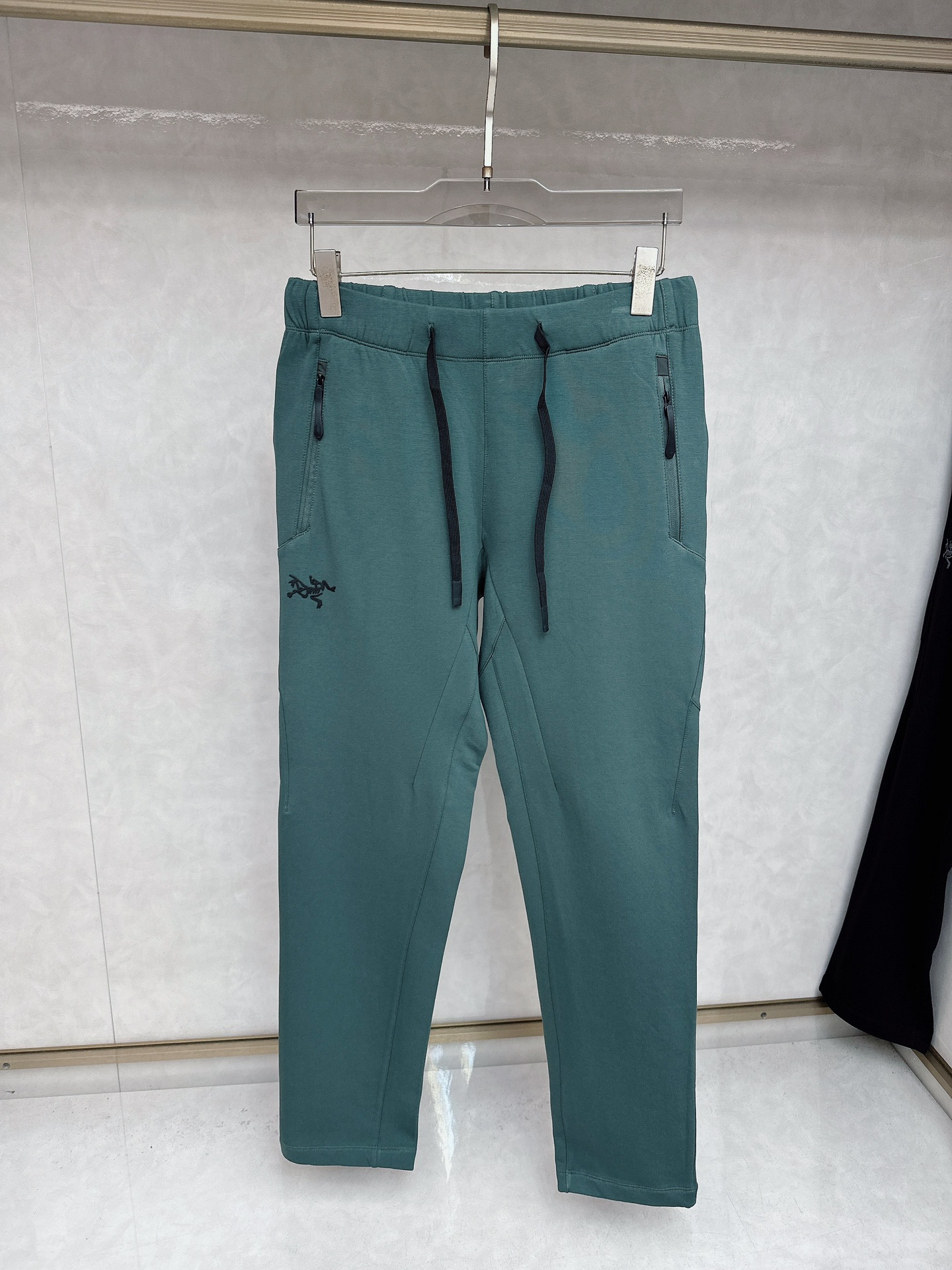 始祖鸟 2025秋装最新休闲裤专柜1:1顶级复刻，全品相！潮人必备单品！懂货的老铁赶紧下手尺码：S-2X