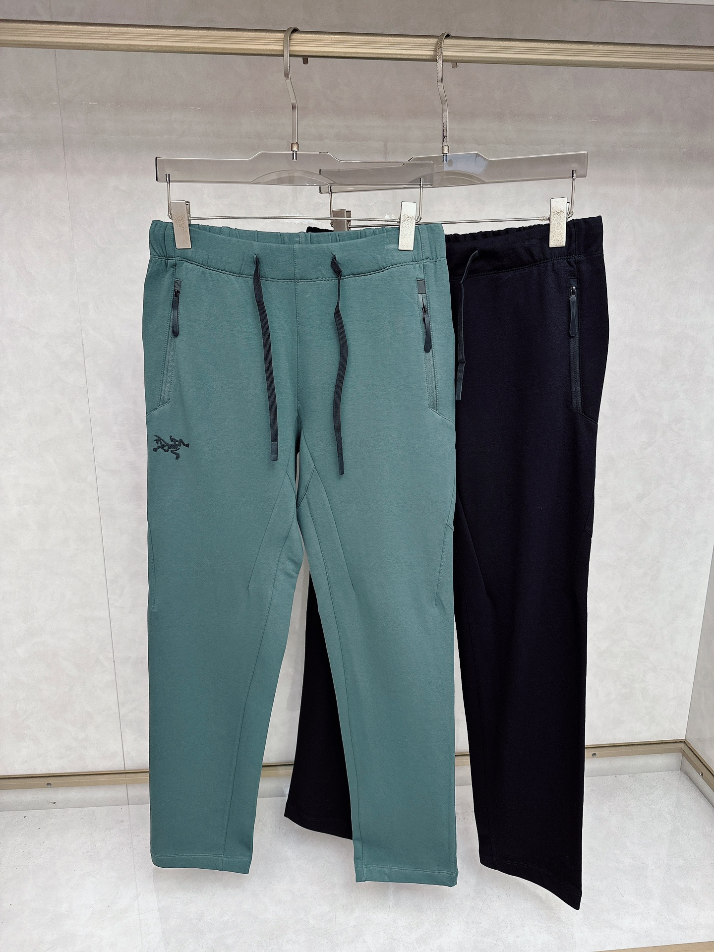 始祖鸟 2025秋装最新休闲裤专柜1:1顶级复刻，全品相！潮人必备单品！懂货的老铁赶紧下手尺码：S-2X