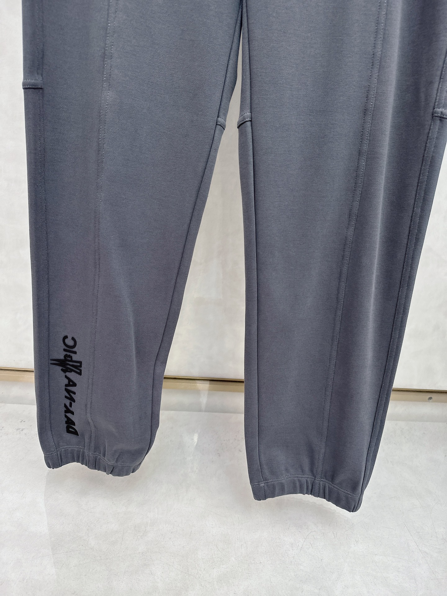 蒙口 2025秋装最新休闲裤专柜1:1顶级复刻，全品相！潮人必备单品！懂货的老铁赶紧下手尺码：S-2XL