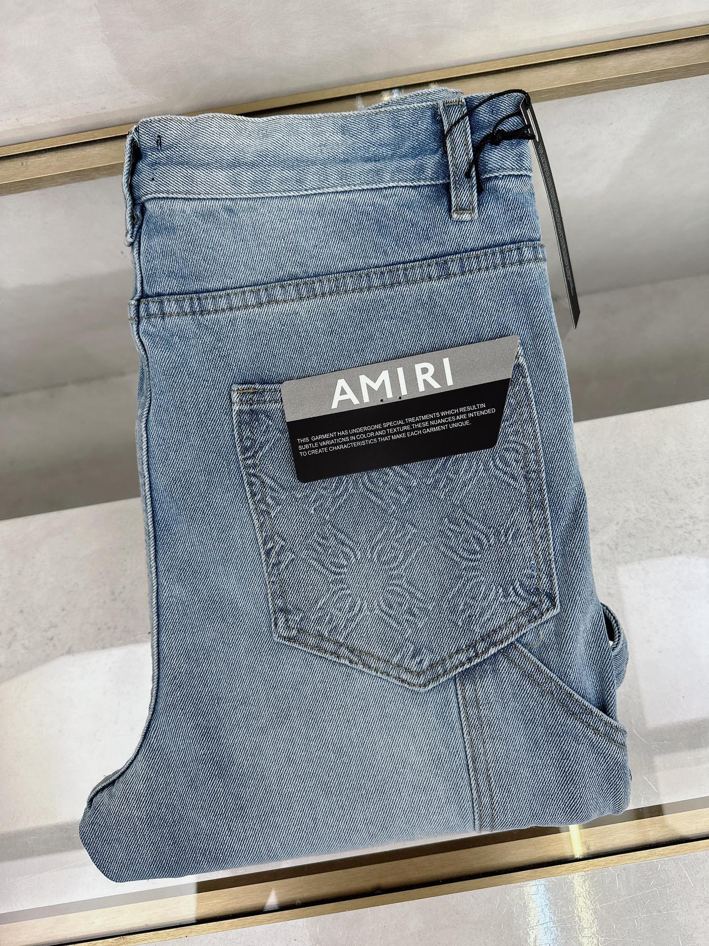 NO:495934,The new 2025 autumn and winter models are available in stock, the original single hot jeans are super customized, original hardware, super heavy industry technology, and the style is super excellent, the details are impeccable!  The style is not picky, it is very high-end, and the good products are not waiting for everyone. If you like it, hurry up and start, size 30-40, jeans, alexander wang198609092025秋冬新款现货上市,原单爆款牛仔裤超级定制款,原版五金,超级重工工艺,版型超赞细节做工无可挑剔！款式不挑人,特别高档,好货不等人,看中赶紧下手,尺码30-40,,jeans,alexander wang,Men's clothing