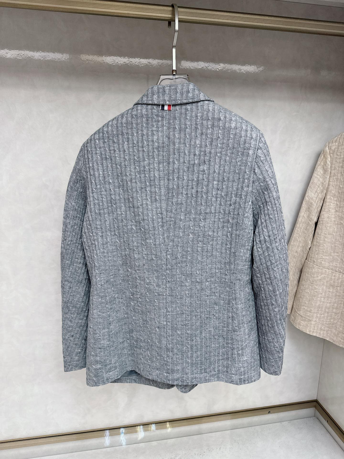 TB秋冬新款男士针织西装单西外套25SS秋冬出品新款!都市时尚精英衣橱必备款，转为男士设计的西装，高级灰