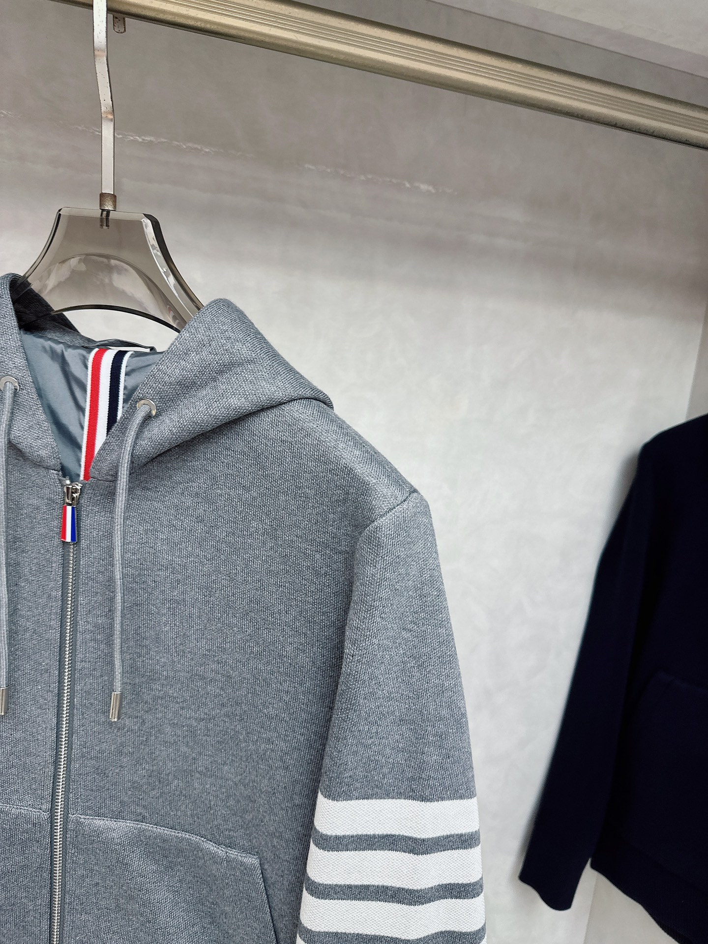 2025SS早秋新品THOM BROWNE 汤姆TB经典四条杠情侣款针织款外 纱线精选柔软舒适 不扎人 