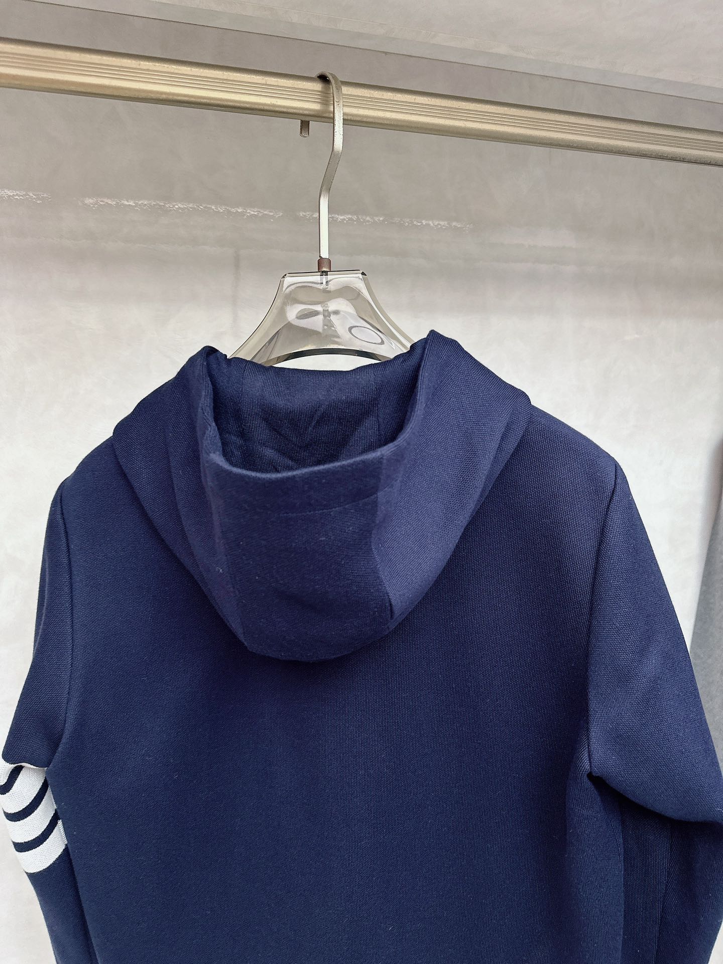 2025SS早秋新品THOM BROWNE 汤姆TB经典四条杠情侣款针织款外 纱线精选柔软舒适 不扎人 