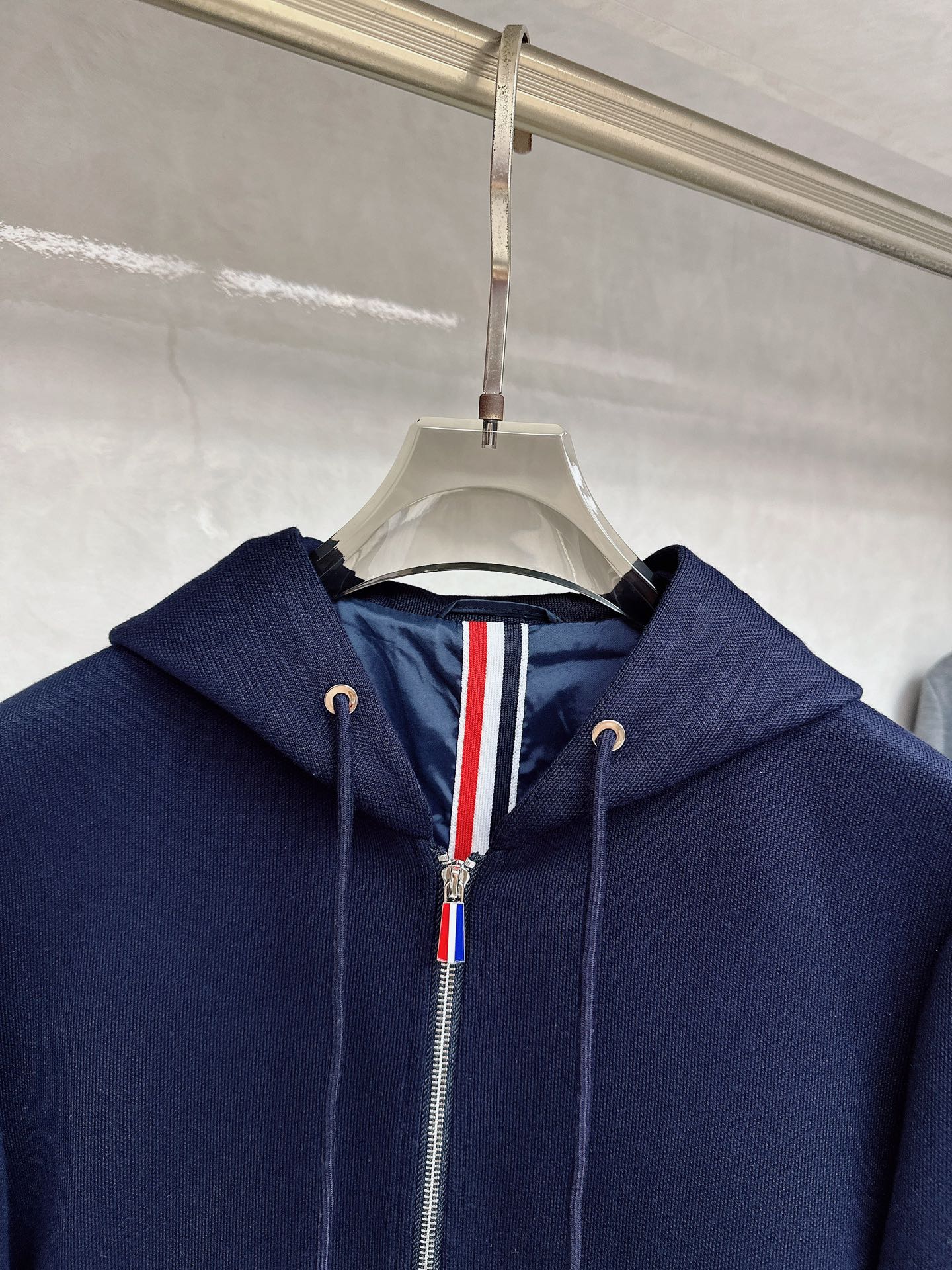 2025SS早秋新品THOM BROWNE 汤姆TB经典四条杠情侣款针织款外 纱线精选柔软舒适 不扎人 