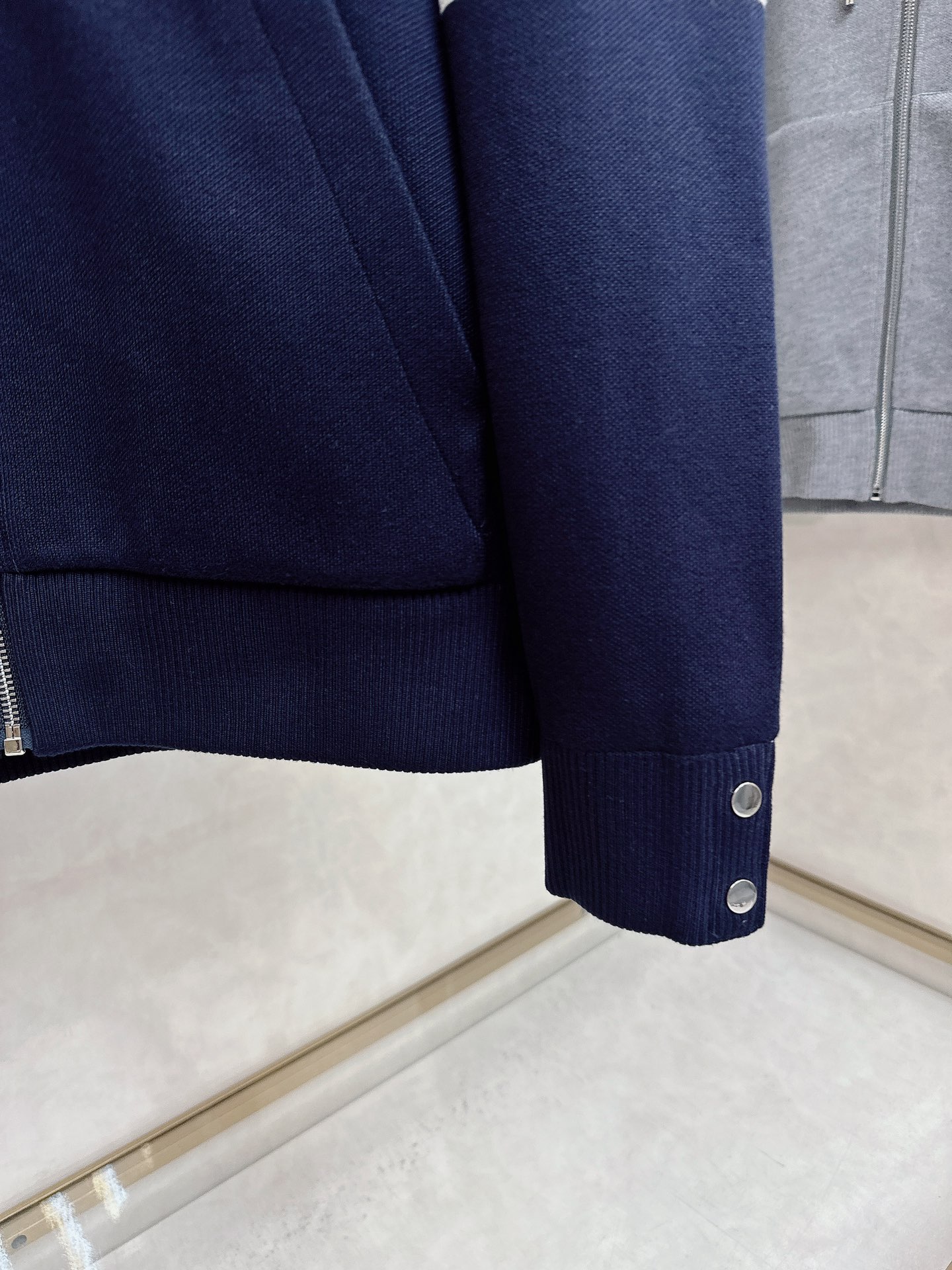 2025SS早秋新品THOM BROWNE 汤姆TB经典四条杠情侣款针织款外 纱线精选柔软舒适 不扎人 