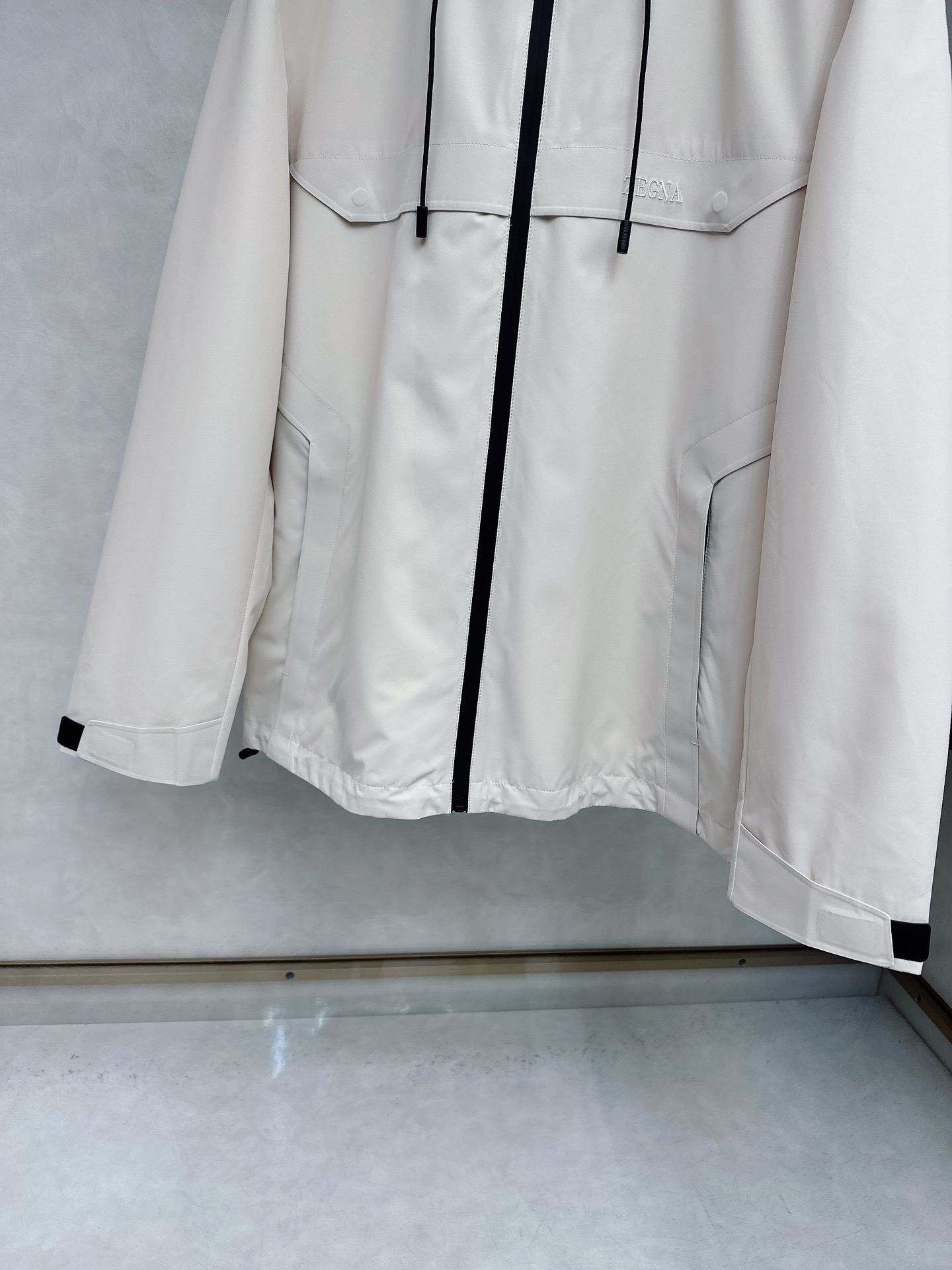 杰尼亚Zegna 早秋款2025最新款时尚设计师款👹杰尼亚风衣外套.处处细节显工艺足够的高级   结构性