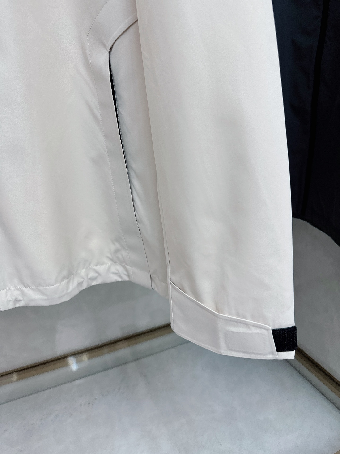 杰尼亚Zegna 早秋款2025最新款时尚设计师款👹杰尼亚风衣外套.处处细节显工艺足够的高级   结构性