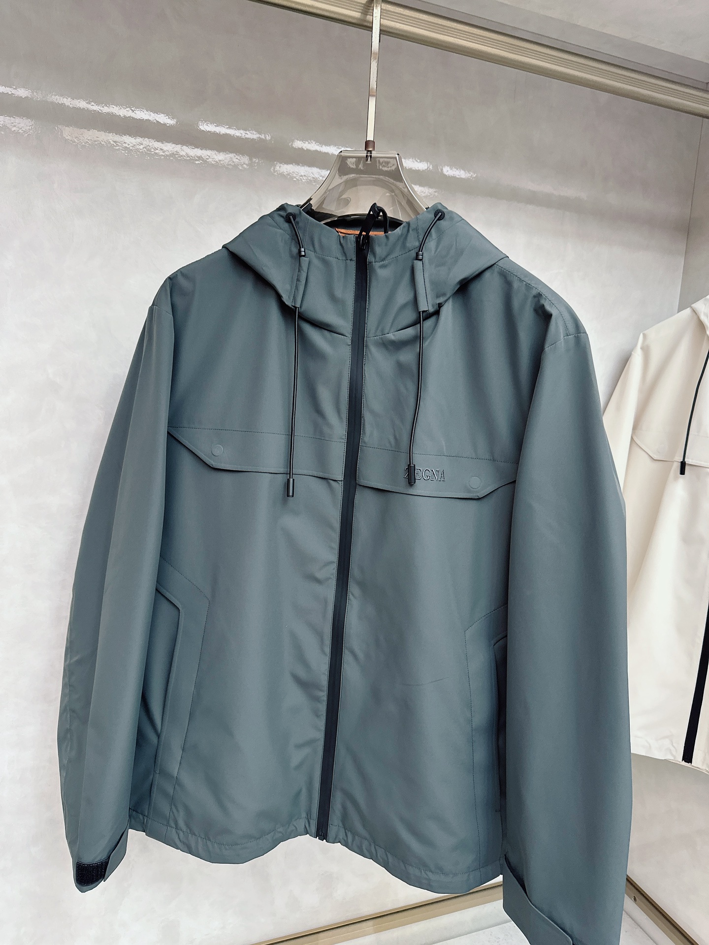 杰尼亚Zegna 早秋款2025最新款时尚设计师款👹杰尼亚风衣外套.处处细节显工艺足够的高级   结构性