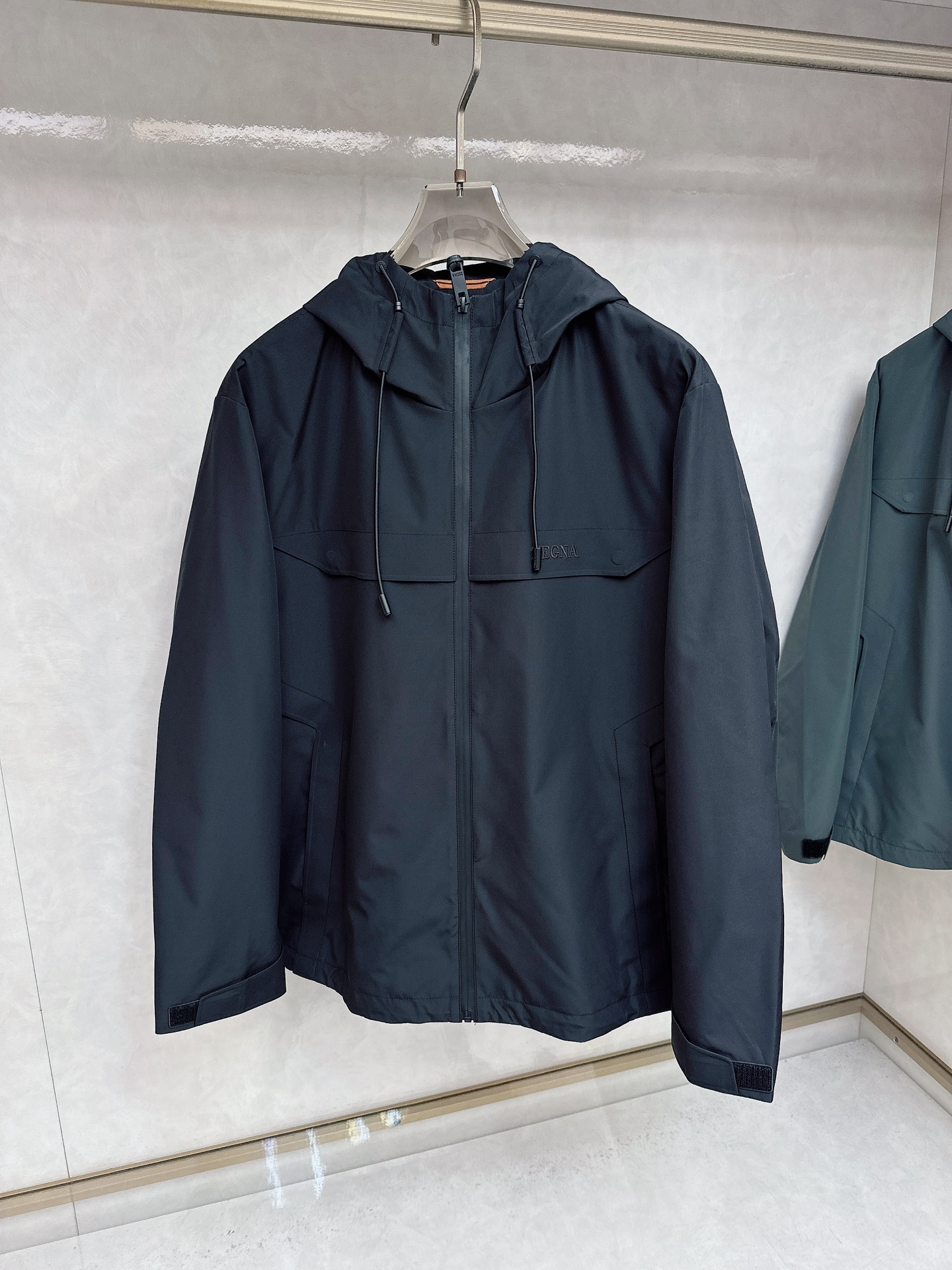 杰尼亚Zegna 早秋款2025最新款时尚设计师款👹杰尼亚风衣外套.处处细节显工艺足够的高级   结构性