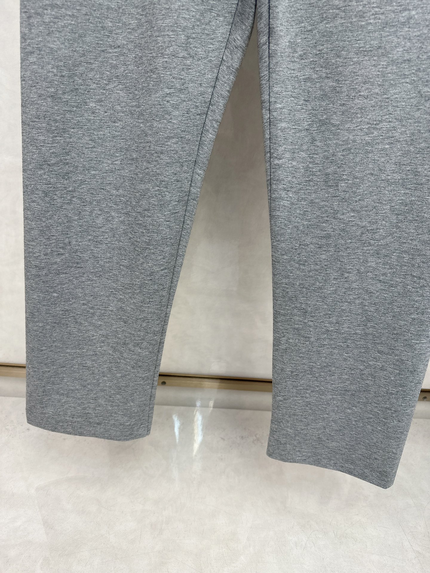  杰尼亚 2025秋冬新品男士抽绳休闲运动，全新发布新款定制，细节一丝不苟，打造出了常青树的百看不腻以及