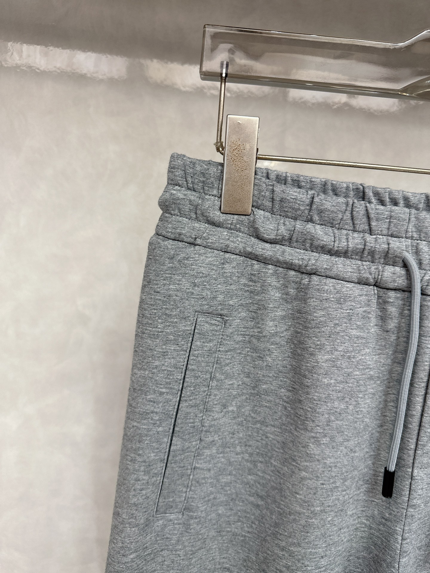  杰尼亚 2025秋冬新品男士抽绳休闲运动，全新发布新款定制，细节一丝不苟，打造出了常青树的百看不腻以及