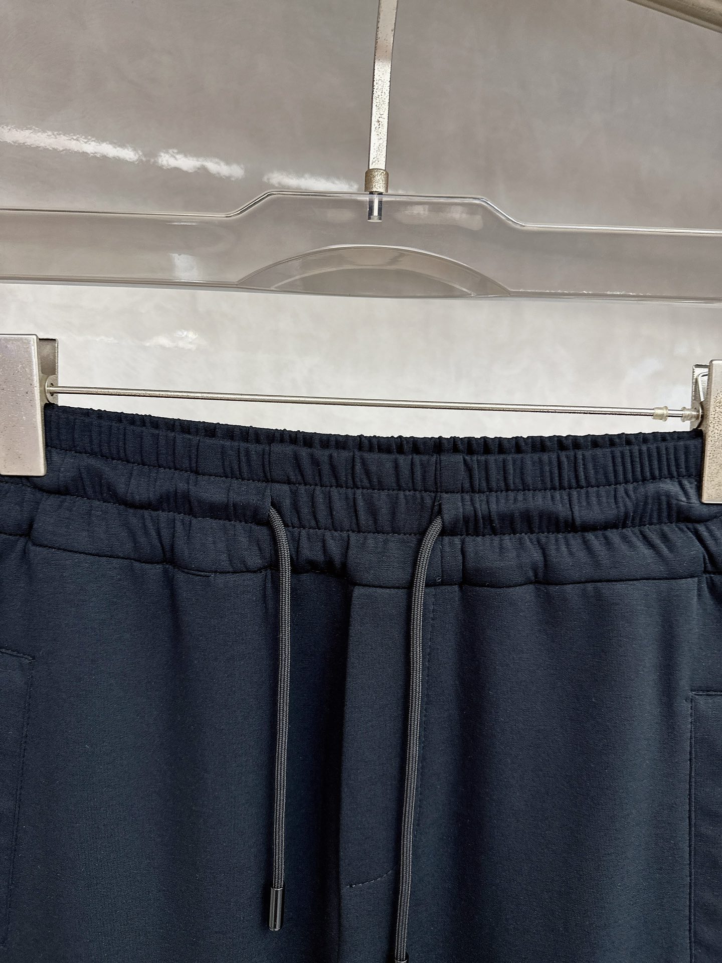  杰尼亚 2025秋冬新品男士抽绳休闲运动，全新发布新款定制，细节一丝不苟，打造出了常青树的百看不腻以及