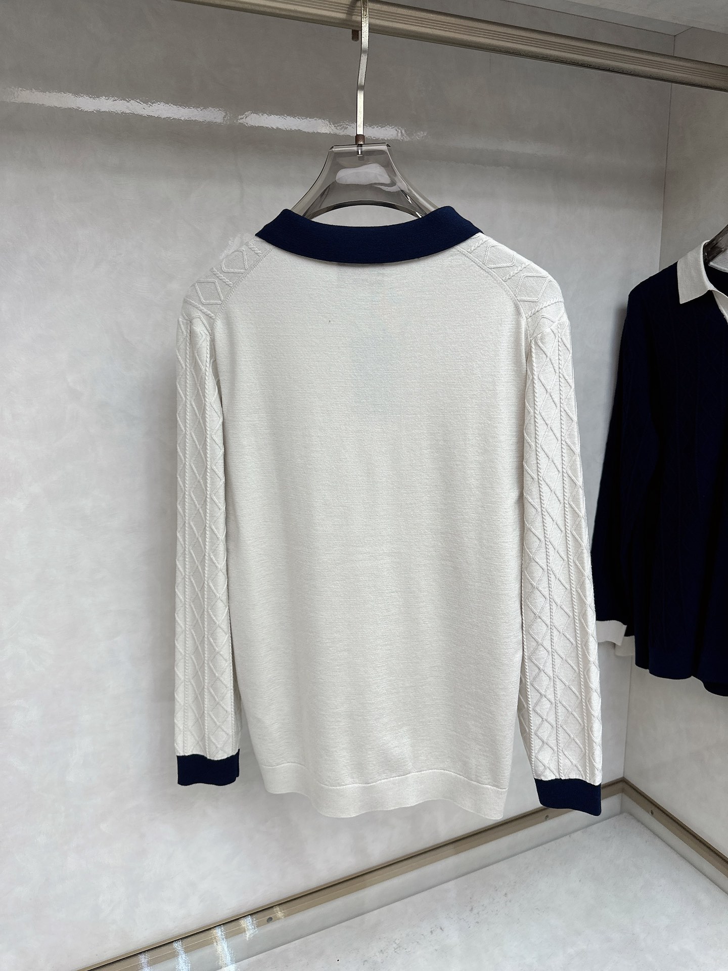  KITON💥独家专供最新时尚秋冬针织毛衣 经典设计感与颜值爆棚的外套，品质更是无法挑剔品控可以直接入手